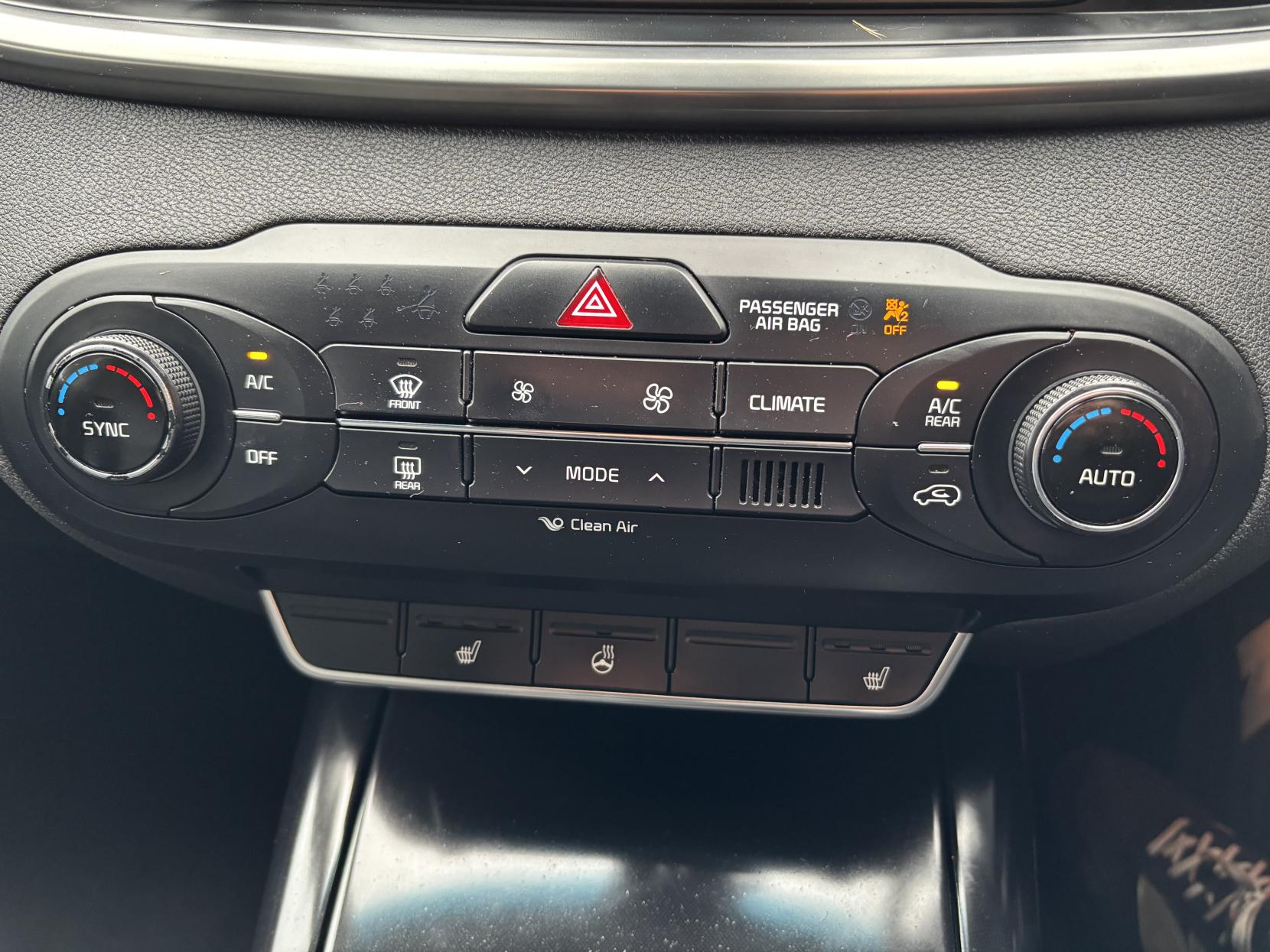 Kia Sorento 2.2 CRDi KX-3 SUV 5dr Diesel Auto AWD Euro 6 (197 bhp)