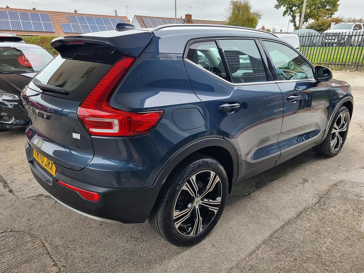 Volvo XC40 1.5h T5 Twin Engine Recharge 10.7kWh Inscription Pro SUV 5dr Petrol Plug-in Hybrid Auto Euro 6 (s/s) (262 ps)