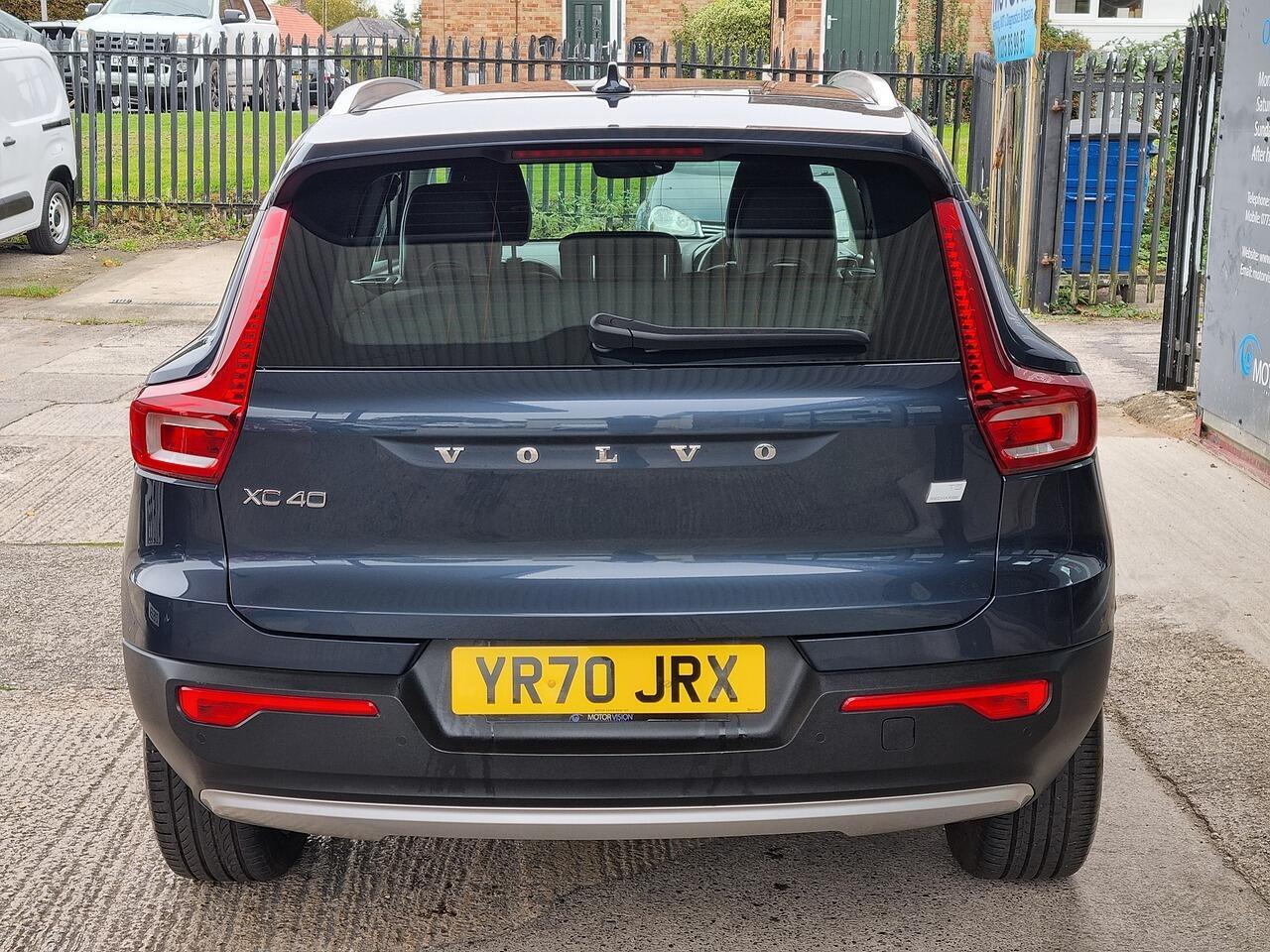 Volvo XC40 1.5h T5 Twin Engine Recharge 10.7kWh Inscription Pro SUV 5dr Petrol Plug-in Hybrid Auto Euro 6 (s/s) (262 ps)