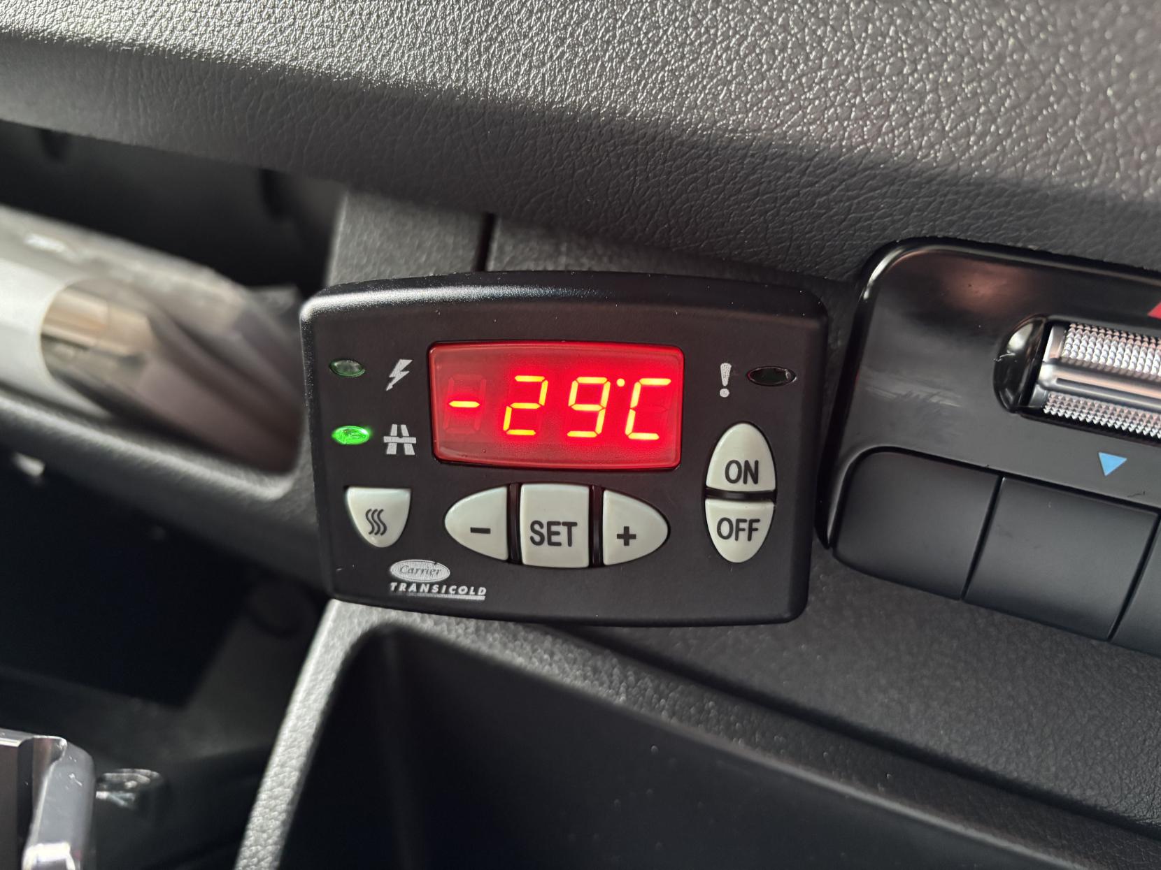 Mercedes-Benz Sprinter 2.0 315 CDI Temperature Controlled with standby Progressive 2dr Diesel Manual RWD L2 Euro 6 (s/s) (150 ps)