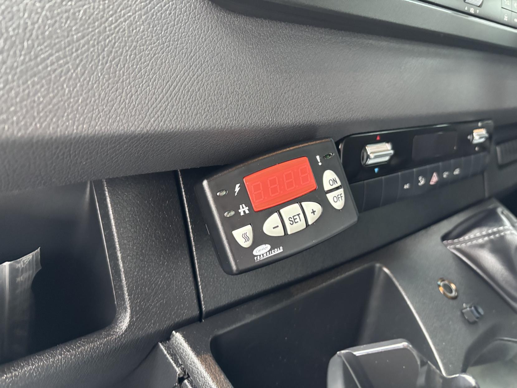 Mercedes-Benz Sprinter 2.0 315 CDI Temperature Controlled with standby Progressive 2dr Diesel Manual RWD L2 Euro 6 (s/s) (150 ps)