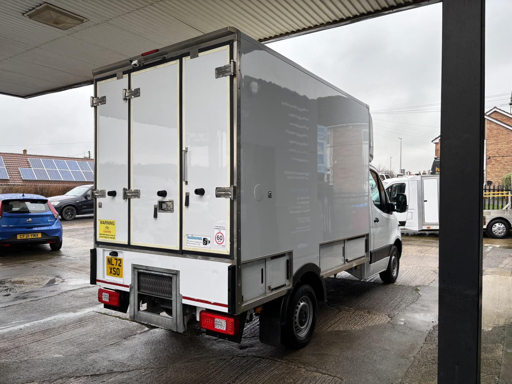 Mercedes-Benz Sprinter 2.0 315 CDI Temperature Controlled with standby Progressive 2dr Diesel Manual RWD L2 Euro 6 (s/s) (150 ps)