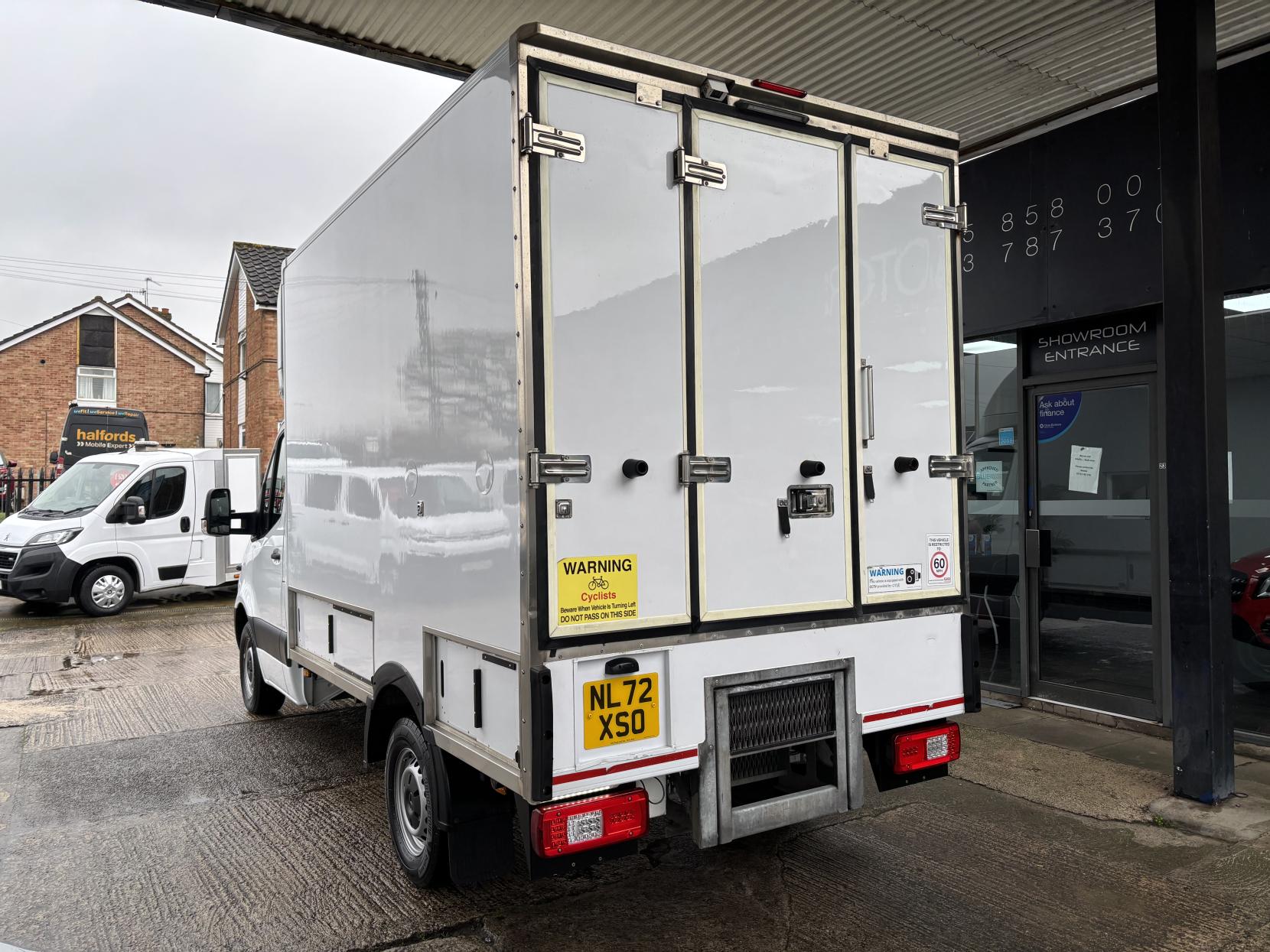 Mercedes-Benz Sprinter 2.0 315 CDI Temperature Controlled with standby Progressive 2dr Diesel Manual RWD L2 Euro 6 (s/s) (150 ps)