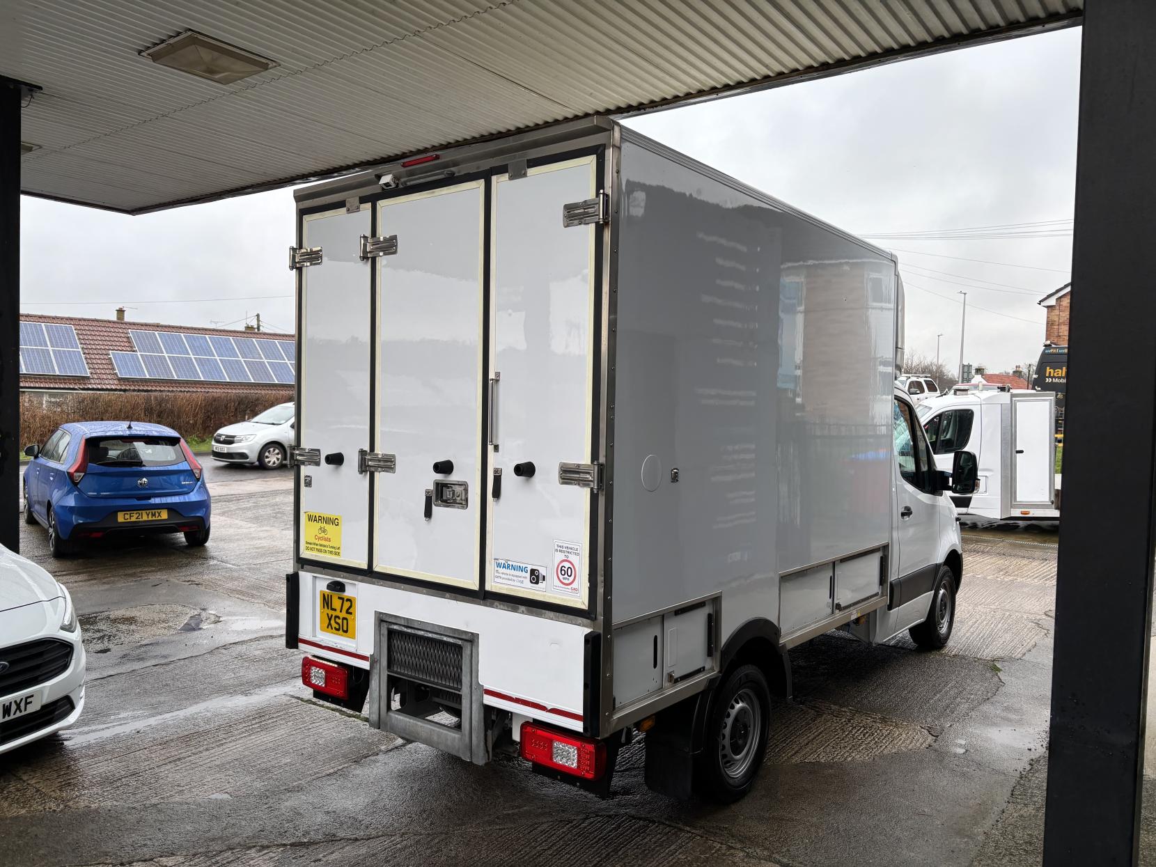 Mercedes-Benz Sprinter 2.0 315 CDI Temperature Controlled with standby Progressive 2dr Diesel Manual RWD L2 Euro 6 (s/s) (150 ps)