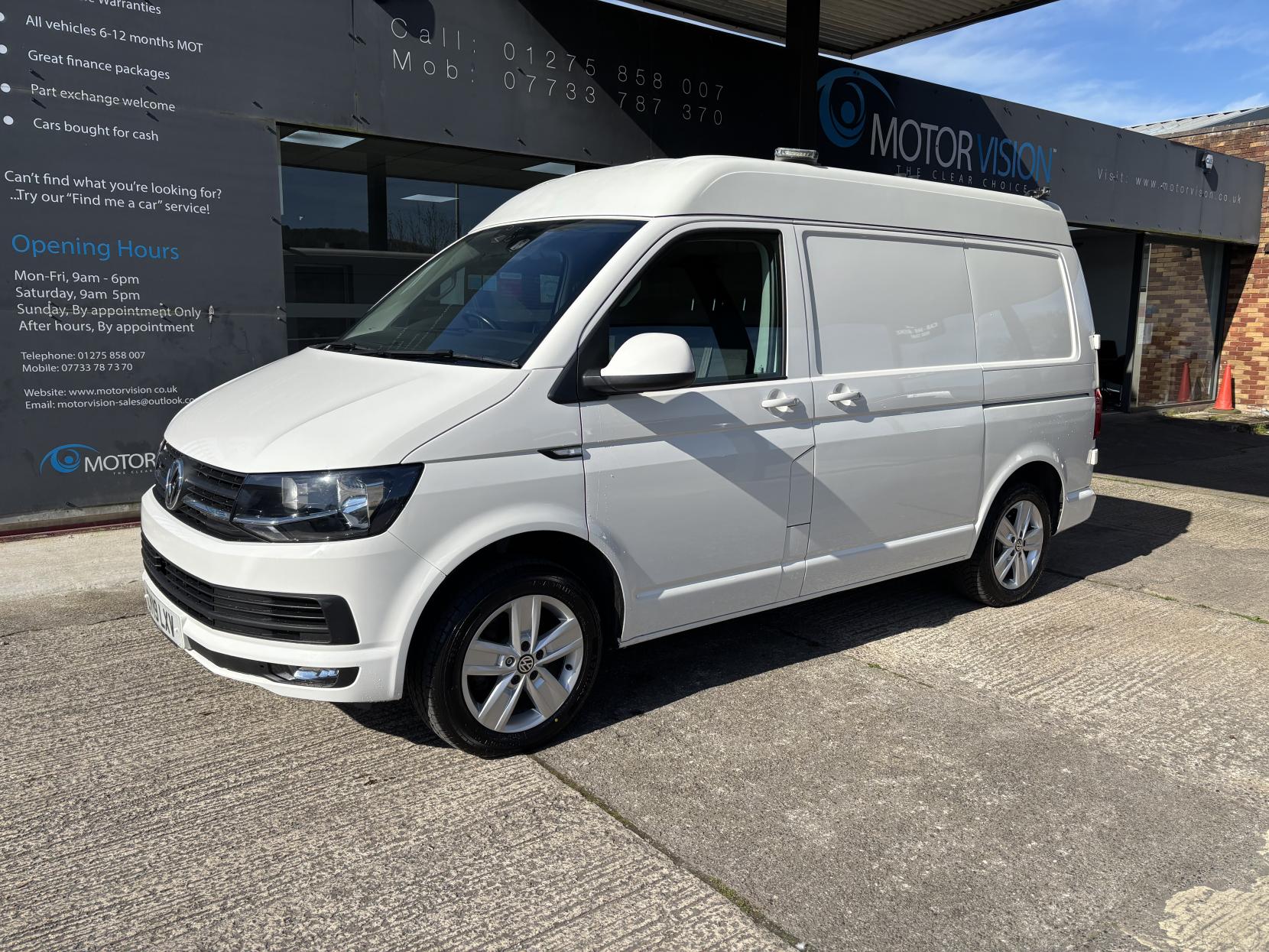 Volkswagen Transporter 2.0 TDI T32 BlueMotion Tech Highline Panel Van 5dr Diesel Manual 4Motion SWB Euro 6 (s/s) (150 ps)