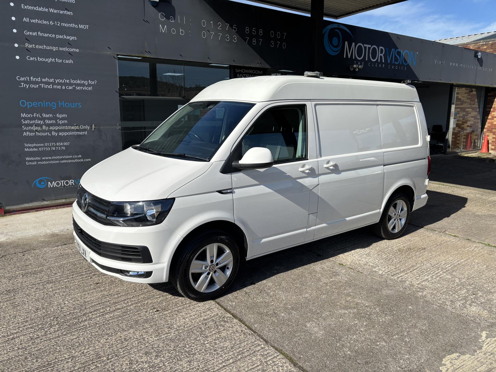 Volkswagen Transporter 2.0 TDI T32 BlueMotion Tech Highline Panel Van 5dr Diesel Manual 4Motion SWB Euro 6 (s/s) (150 ps)