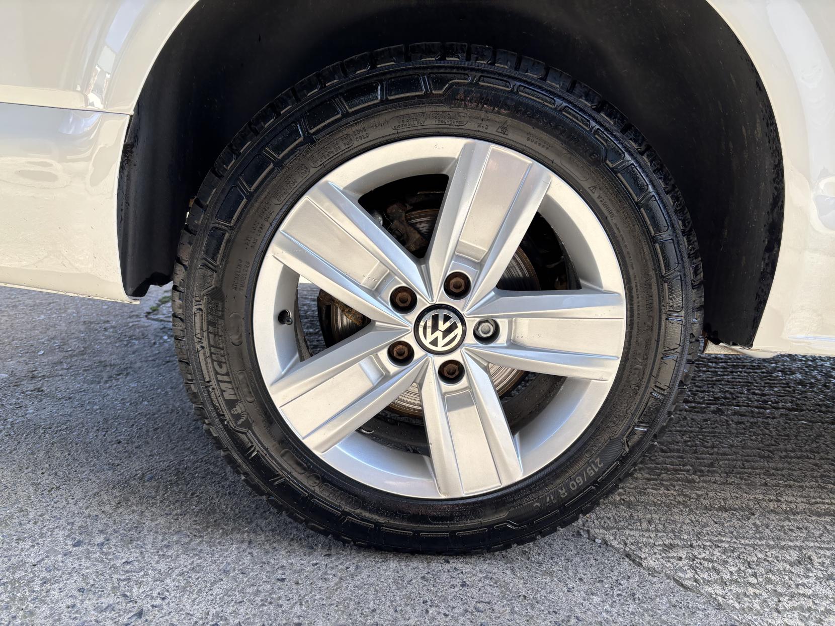 Volkswagen Transporter 2.0 TDI T32 BlueMotion Tech Highline Panel Van 5dr Diesel Manual 4Motion SWB Euro 6 (s/s) (150 ps)