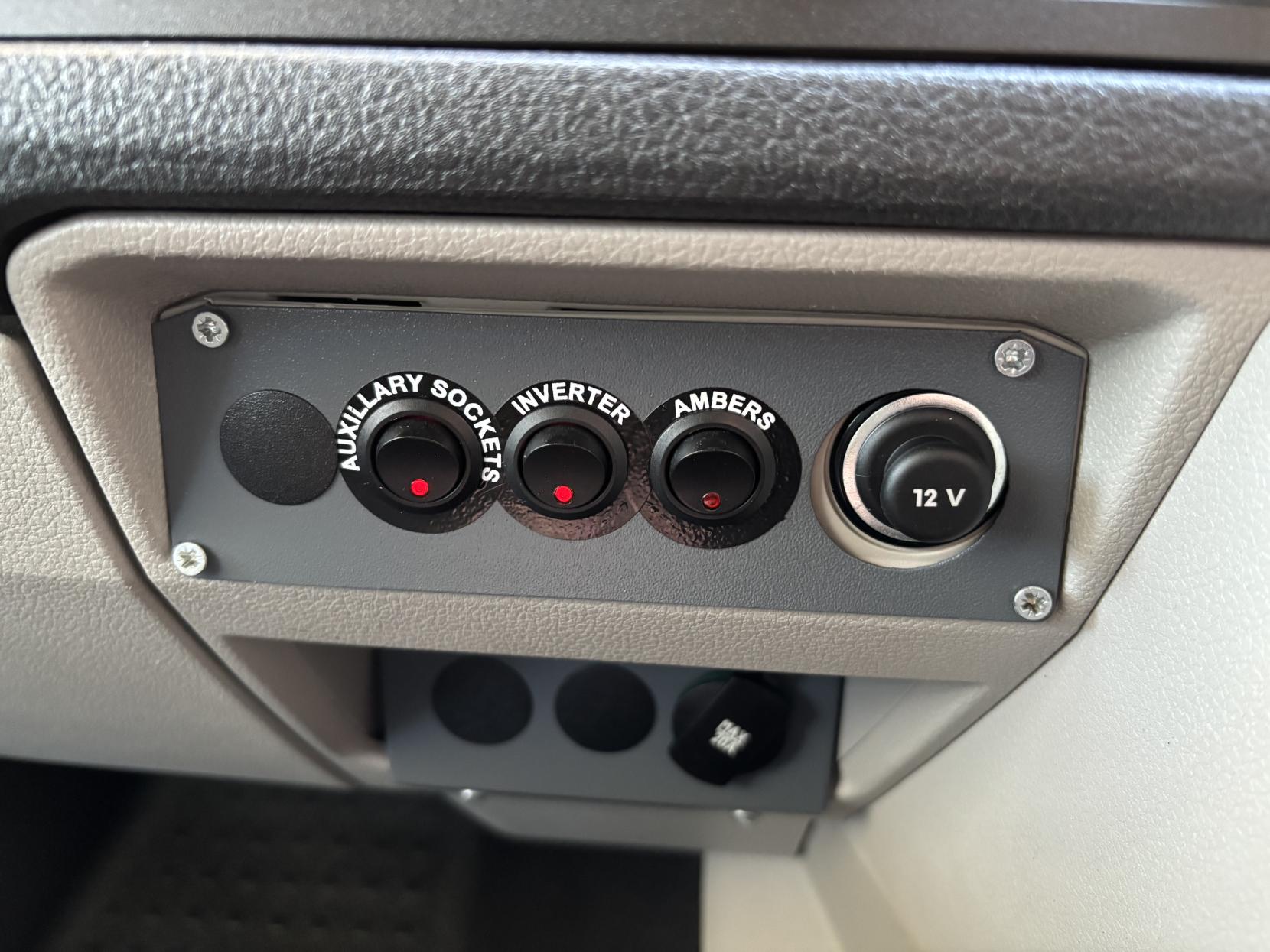 Volkswagen Transporter 2.0 TDI T32 BlueMotion Tech Highline Panel Van 5dr Diesel Manual 4Motion SWB Euro 6 (s/s) (150 ps)