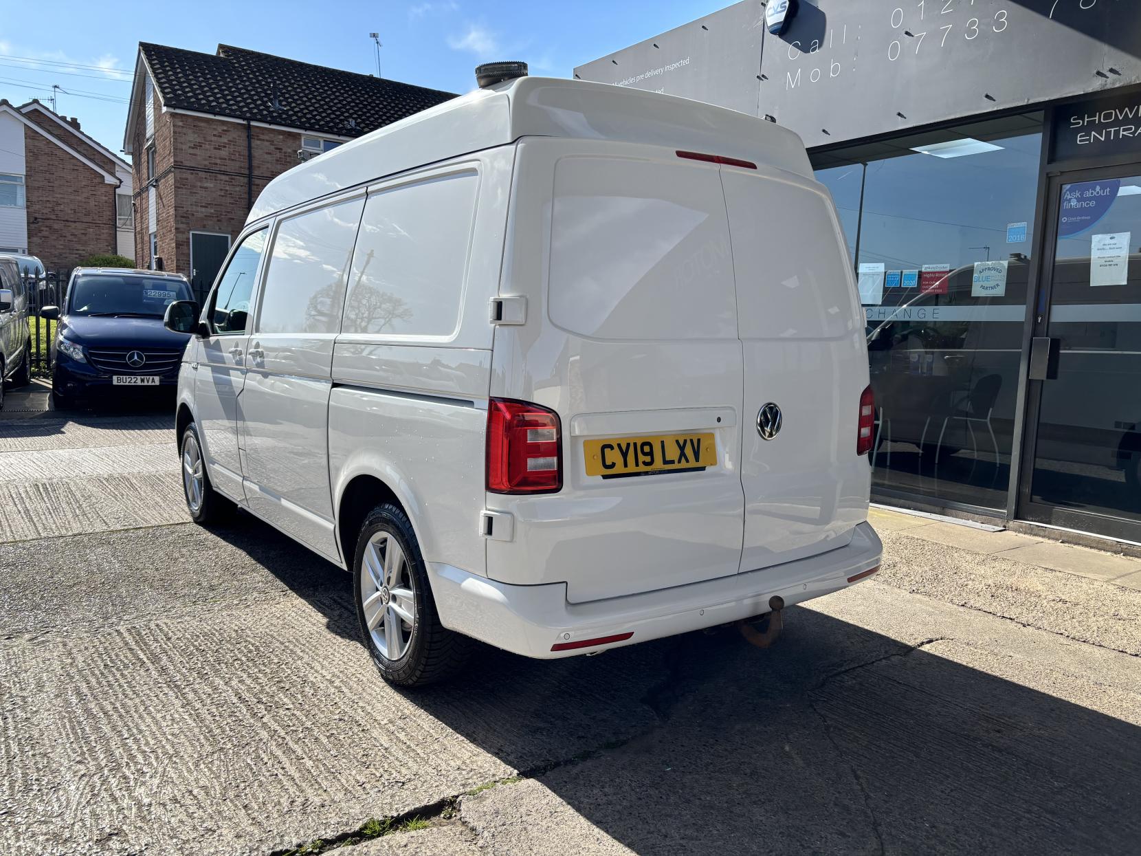 Volkswagen Transporter 2.0 TDI T32 BlueMotion Tech Highline Panel Van 5dr Diesel Manual 4Motion SWB Euro 6 (s/s) (150 ps)