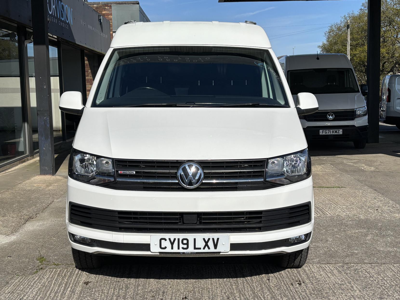 Volkswagen Transporter 2.0 TDI T32 BlueMotion Tech Highline Panel Van 5dr Diesel Manual 4Motion SWB Euro 6 (s/s) (150 ps)