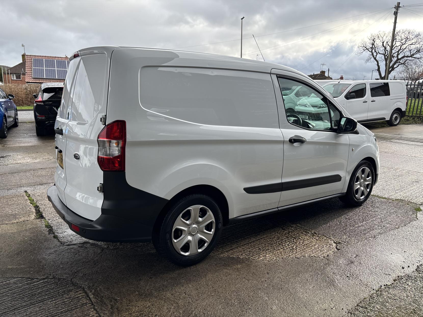 Ford Transit Courier 1.5 TDCi Trend Panel Van 5dr Diesel Manual L1 Euro 6 (75 ps)