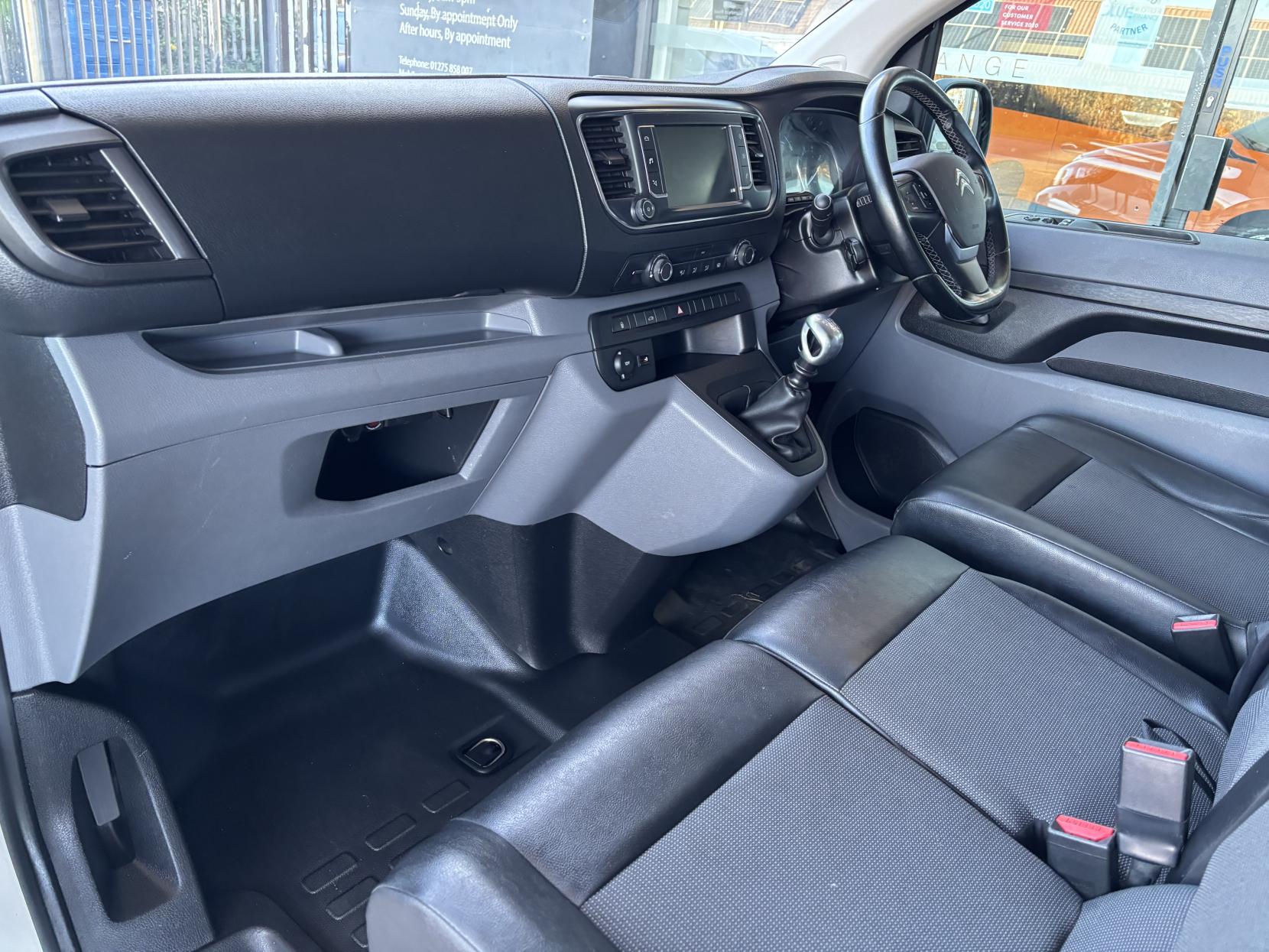 Citroen Dispatch 2.0 BlueHDi 1400 Driver M Panel Van 6dr Diesel Manual FWD 2 Euro 6 (s/s) (120 ps)