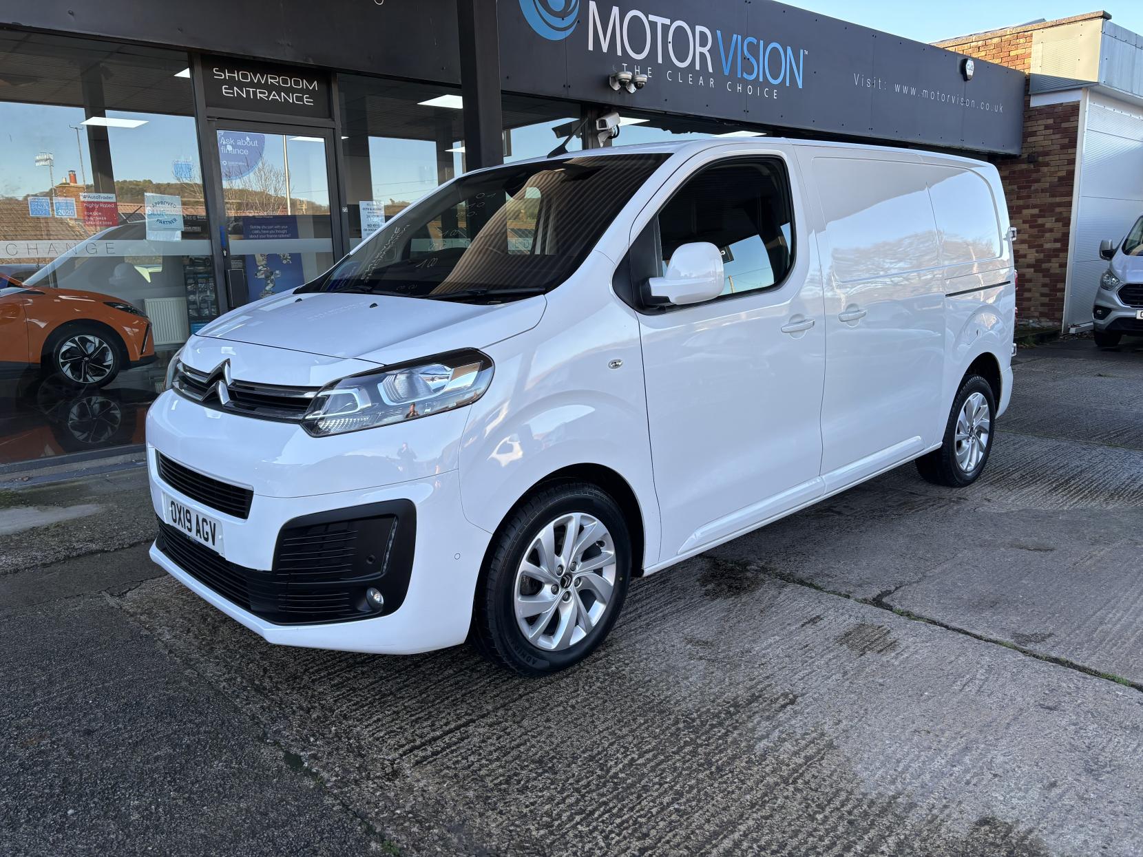 Citroen Dispatch 2.0 BlueHDi 1400 Driver M Panel Van 6dr Diesel Manual FWD 2 Euro 6 (s/s) (120 ps)