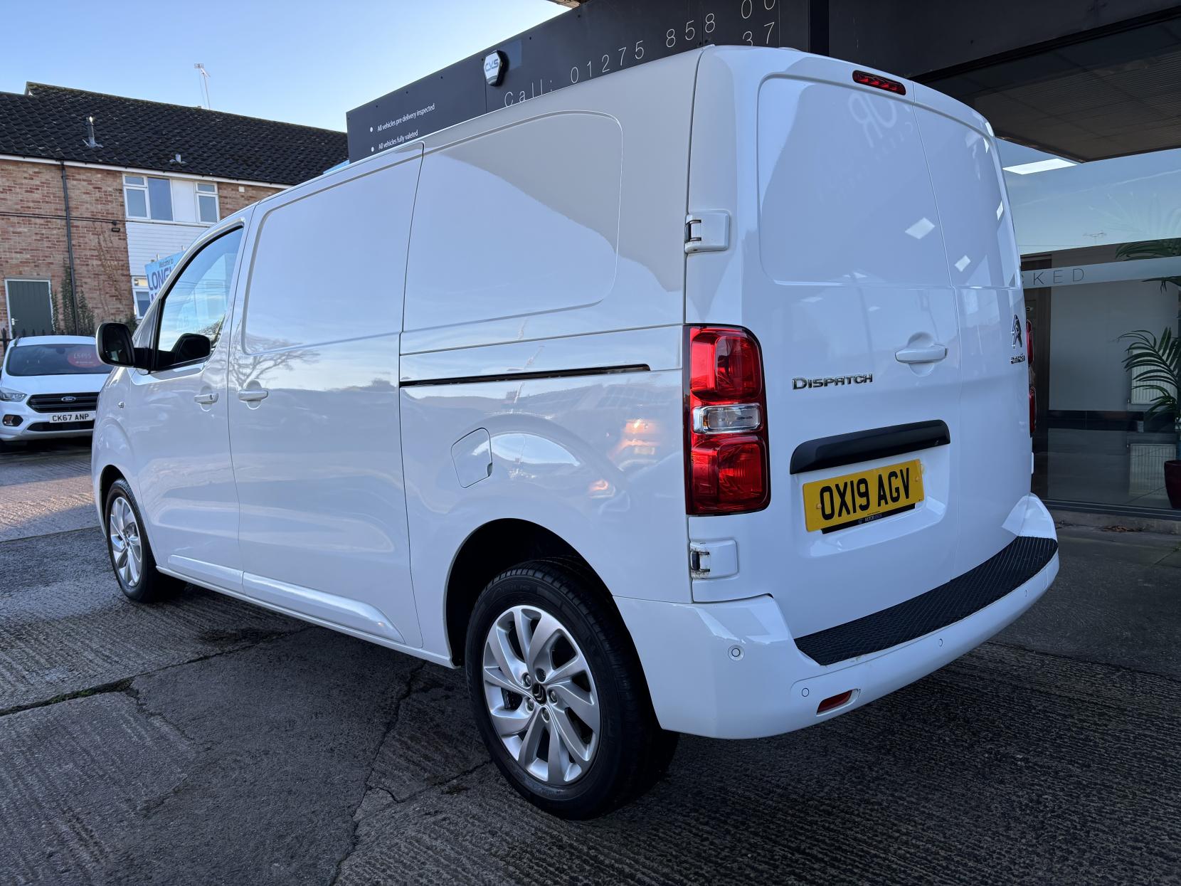 Citroen Dispatch 2.0 BlueHDi 1400 Driver M Panel Van 6dr Diesel Manual FWD 2 Euro 6 (s/s) (120 ps)