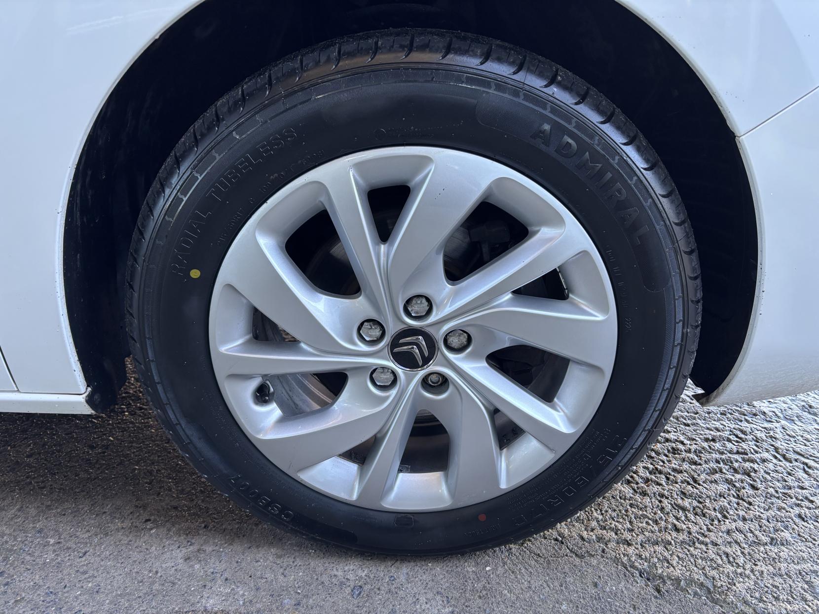 Citroen Dispatch 2.0 BlueHDi 1400 Driver M Panel Van 6dr Diesel Manual FWD 2 Euro 6 (s/s) (120 ps)