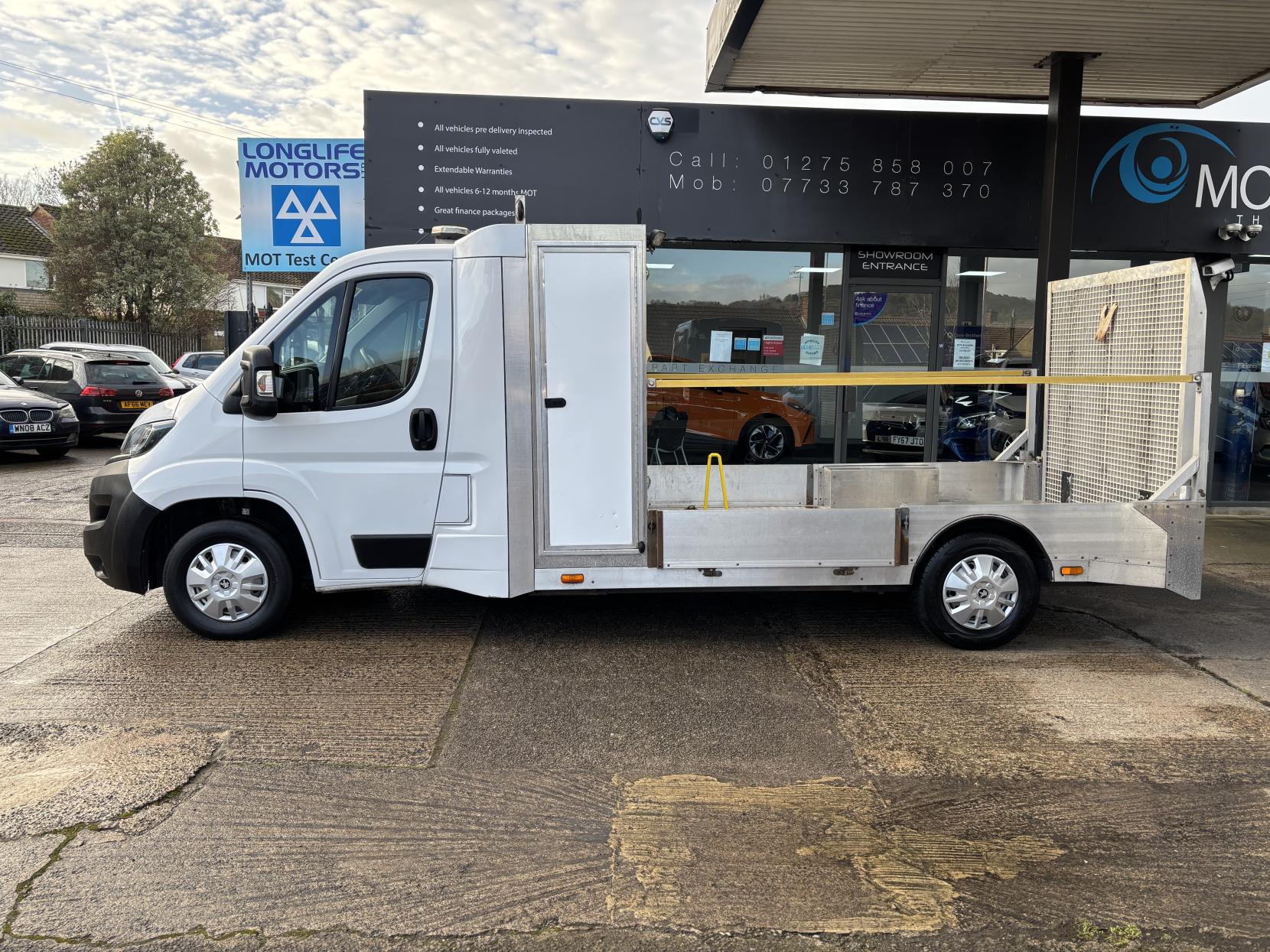 Peugeot Boxer LOW LOADER DROPSIDE SPECIALIST VEHICLE BLUEHDI 335 B/B