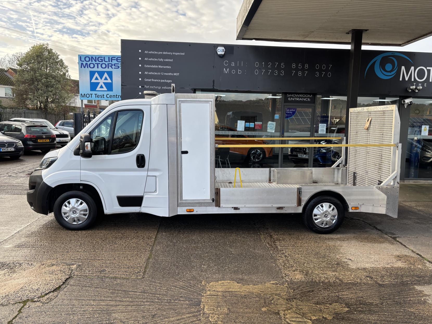 Peugeot Boxer LOW LOADER DROPSIDE SPECIALIST VEHICLE BLUEHDI 335 B/B