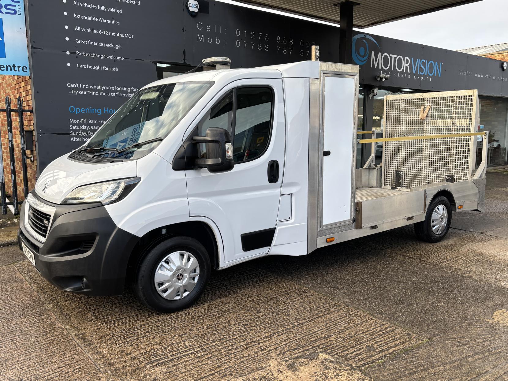 Peugeot Boxer LOW LOADER DROPSIDE SPECIALIST VEHICLE BLUEHDI 335 B/B