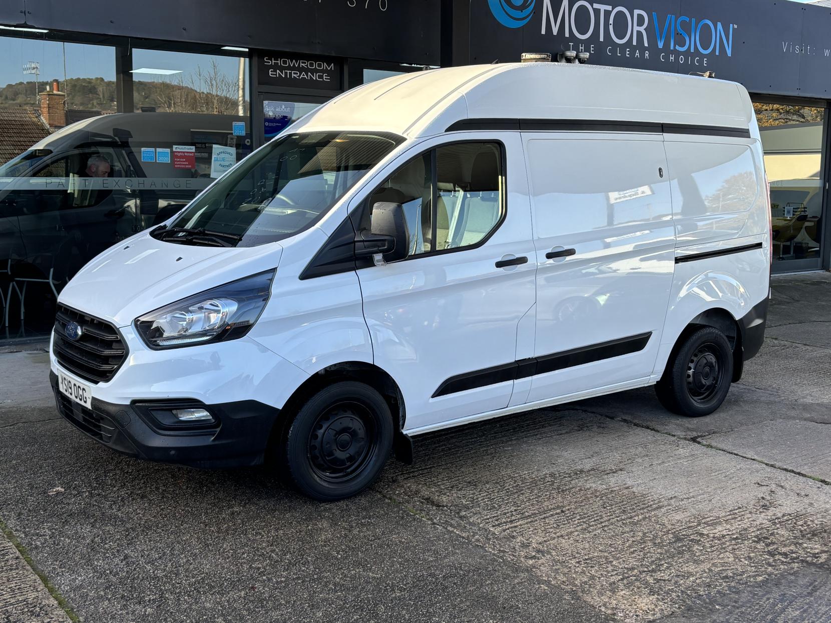 Ford Transit Custom 2.0 300 EcoBlue Panel Van 5dr Diesel Manual L1 H2 Euro 6 (105 ps)