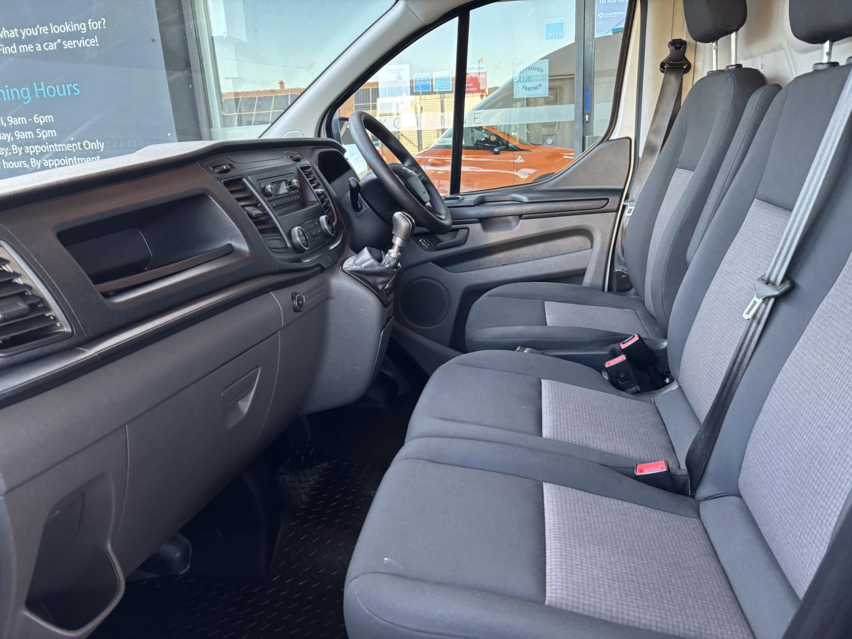 Ford Transit Custom 2.0 300 EcoBlue Panel Van 5dr Diesel Manual L1 H2 Euro 6 (105 ps)