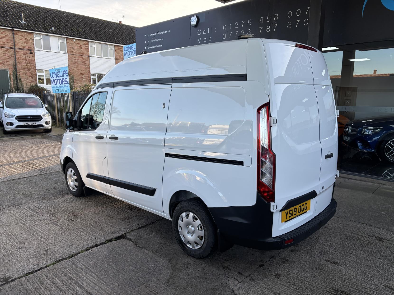Ford Transit Custom 2.0 300 EcoBlue Panel Van 5dr Diesel Manual L1 H2 Euro 6 (105 ps)