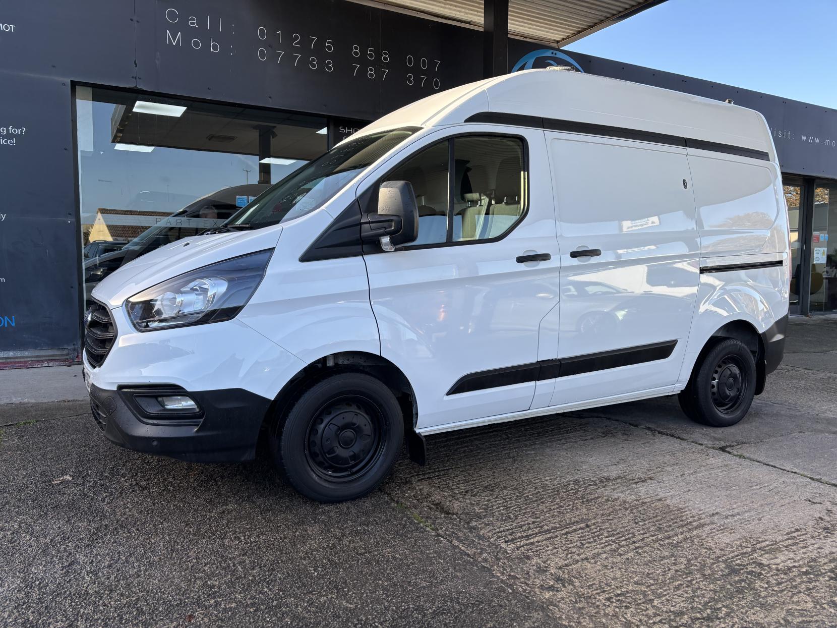 Ford Transit Custom 2.0 300 EcoBlue Panel Van 5dr Diesel Manual L1 H2 Euro 6 (105 ps)