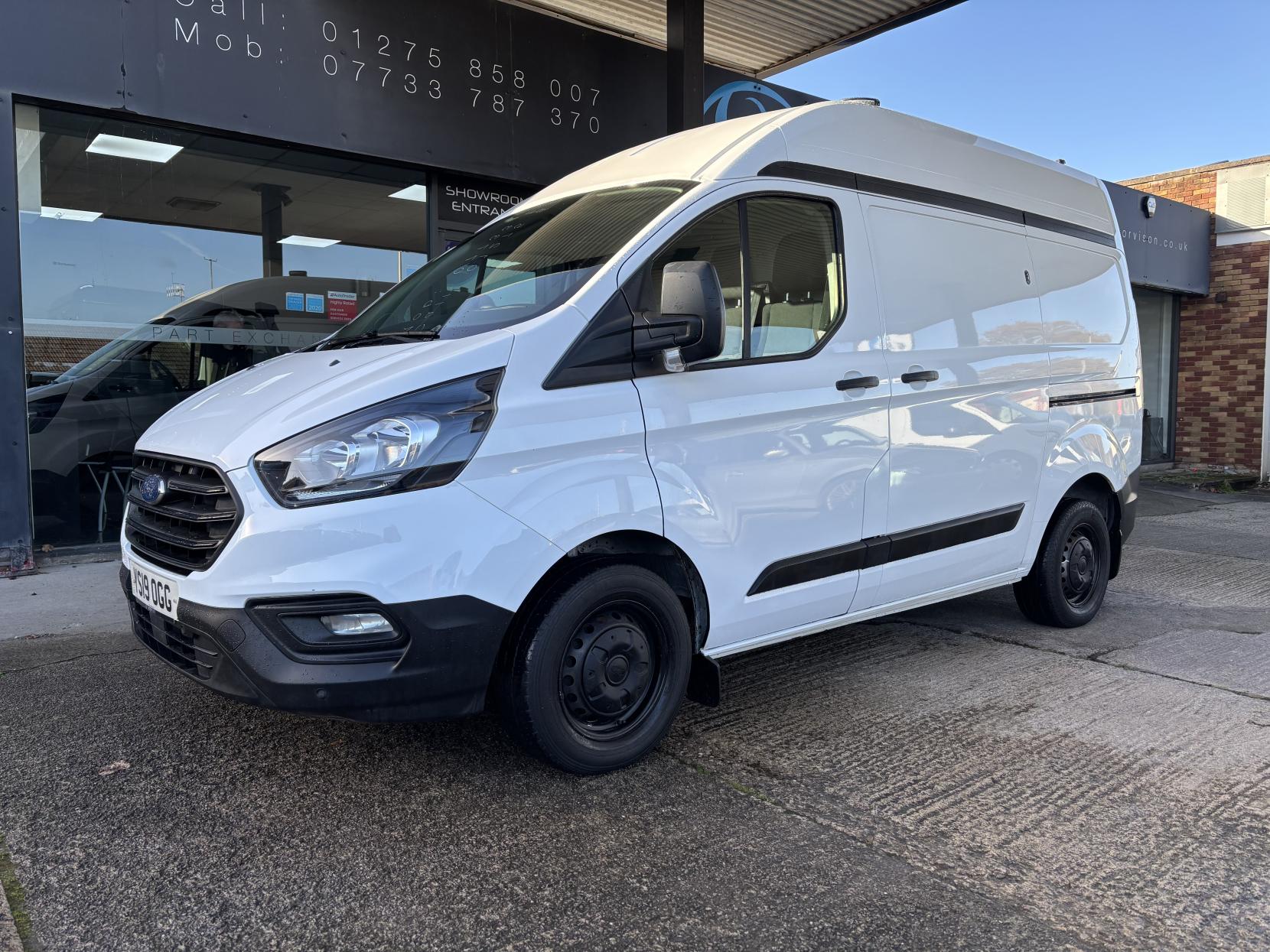 Ford Transit Custom 2.0 300 EcoBlue Panel Van 5dr Diesel Manual L1 H2 Euro 6 (105 ps)