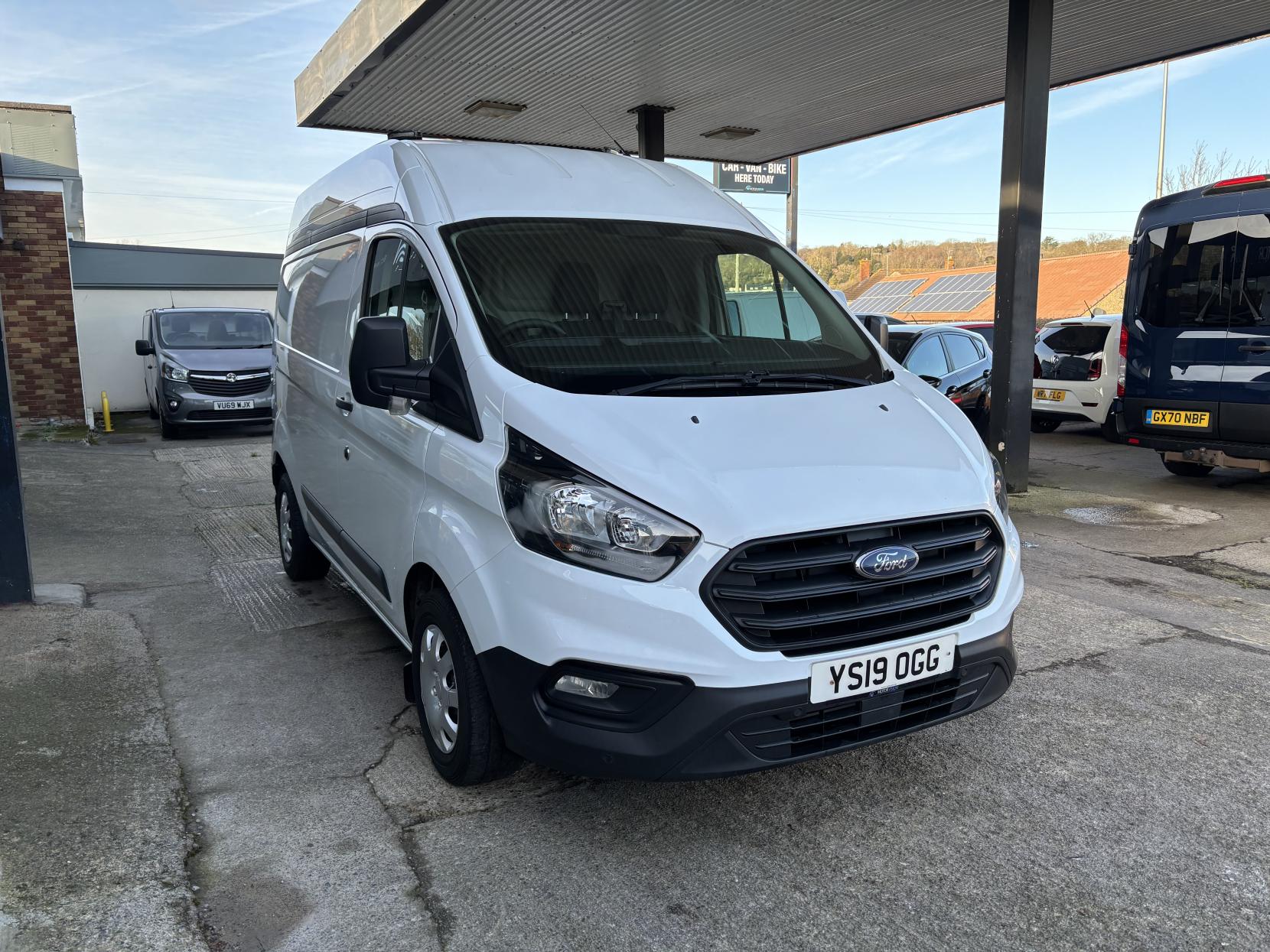 Ford Transit Custom 2.0 300 EcoBlue Panel Van 5dr Diesel Manual L1 H2 Euro 6 (105 ps)