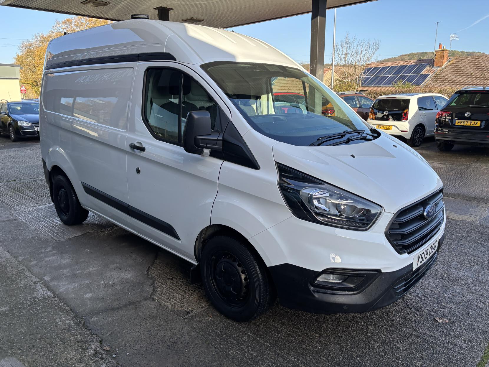 Ford Transit Custom 2.0 300 EcoBlue Panel Van 5dr Diesel Manual L1 H2 Euro 6 (105 ps)