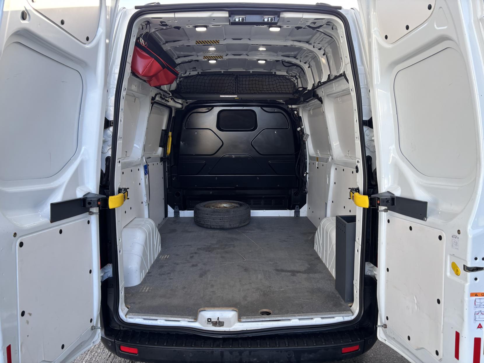 Ford Transit Custom 2.0 300 EcoBlue Panel Van 5dr Diesel Manual L1 H2 Euro 6 (105 ps)