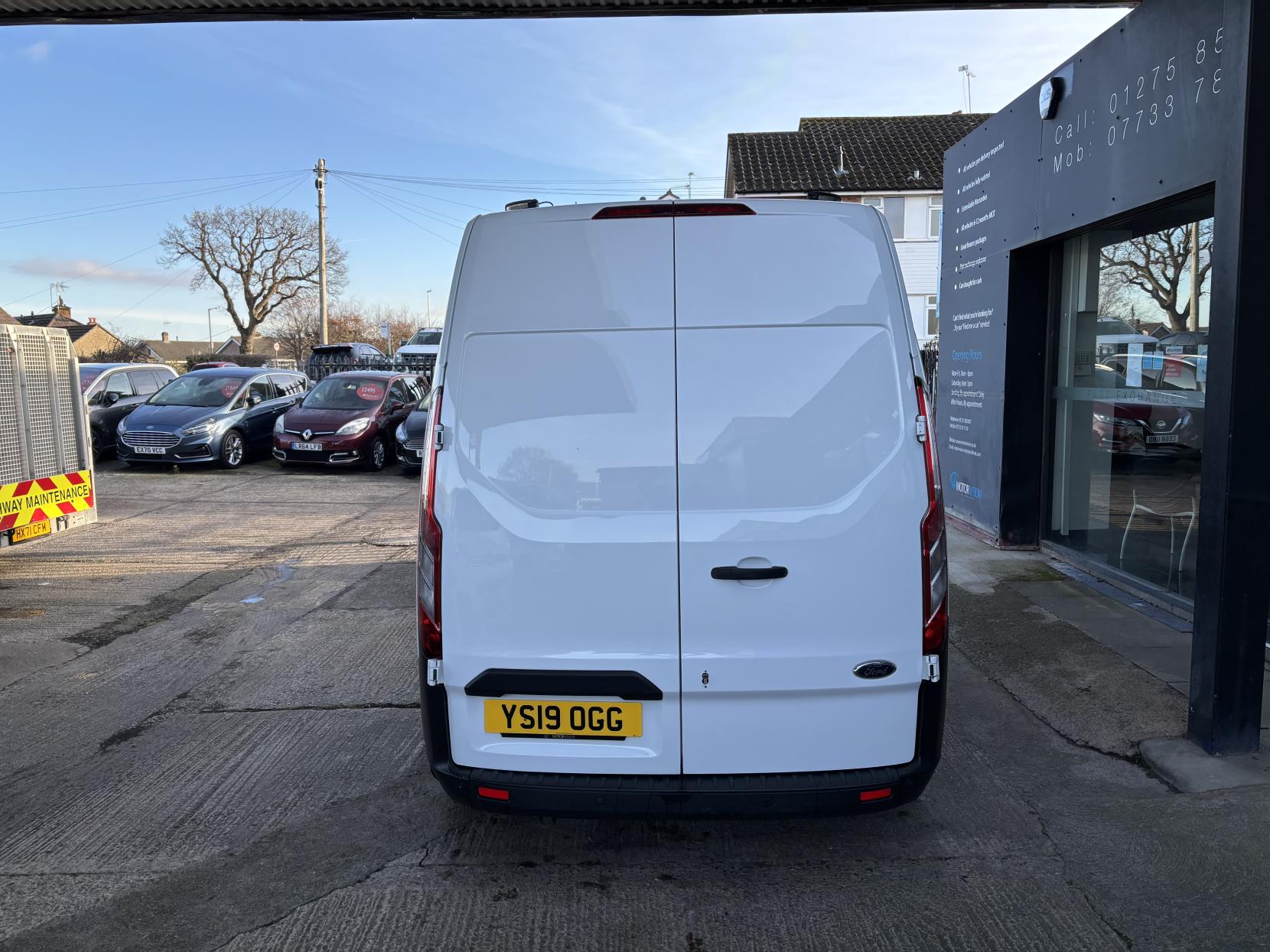 Ford Transit Custom 2.0 300 EcoBlue Panel Van 5dr Diesel Manual L1 H2 Euro 6 (105 ps)