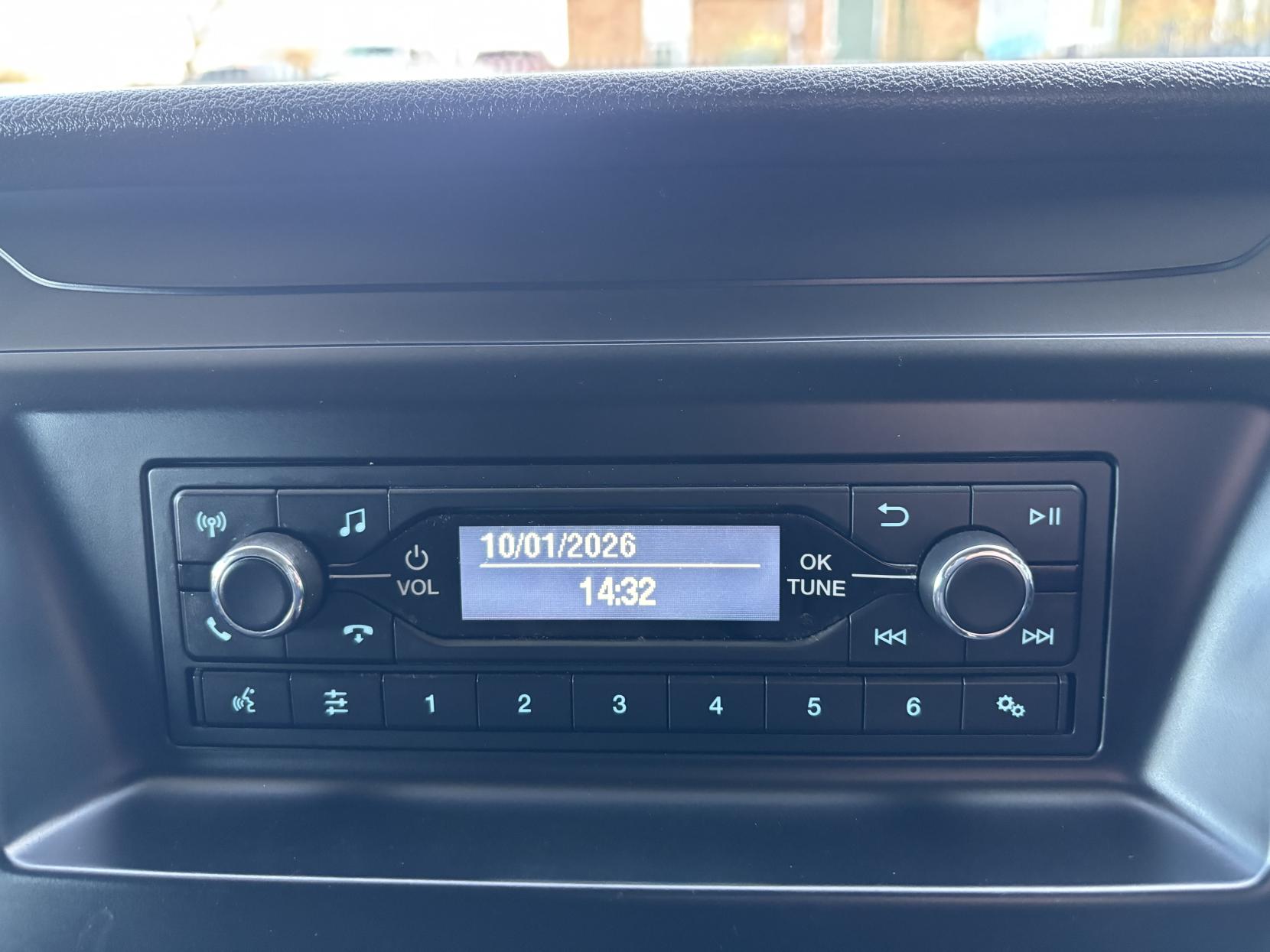 Ford Transit Custom 2.0 300 EcoBlue Panel Van 5dr Diesel Manual L1 H2 Euro 6 (105 ps)