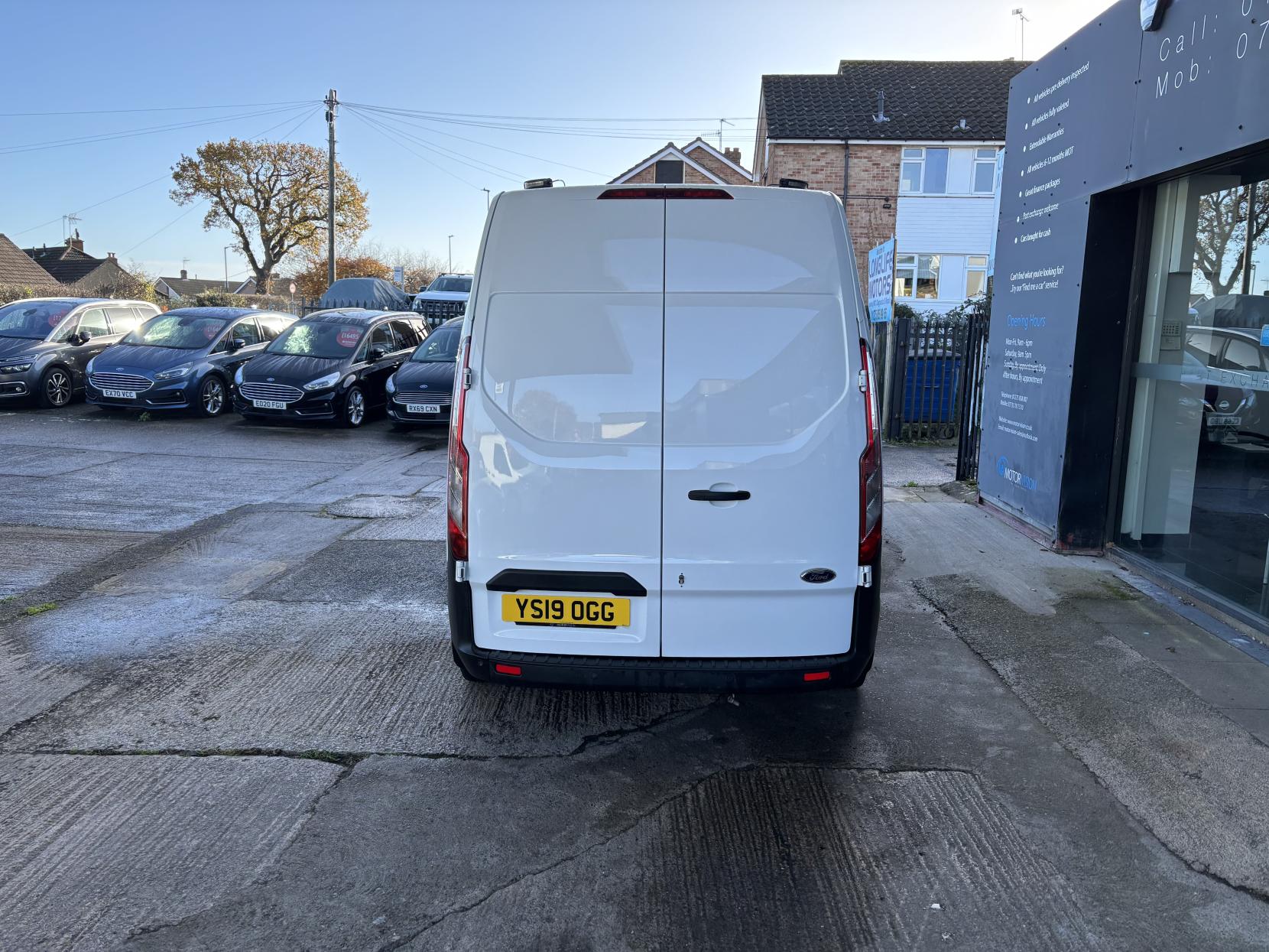 Ford Transit Custom 2.0 300 EcoBlue Panel Van 5dr Diesel Manual L1 H2 Euro 6 (105 ps)