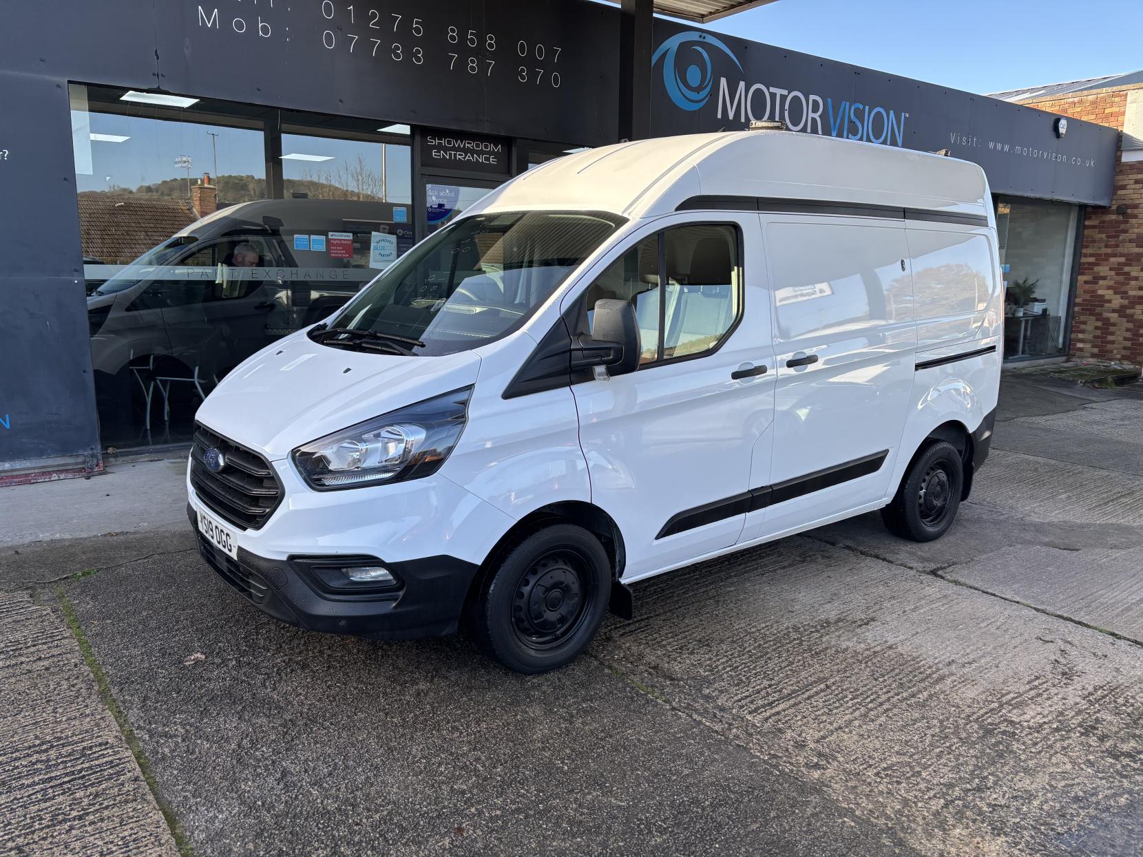 Ford Transit Custom 2.0 300 EcoBlue Panel Van 5dr Diesel Manual L1 H2 Euro 6 (105 ps)