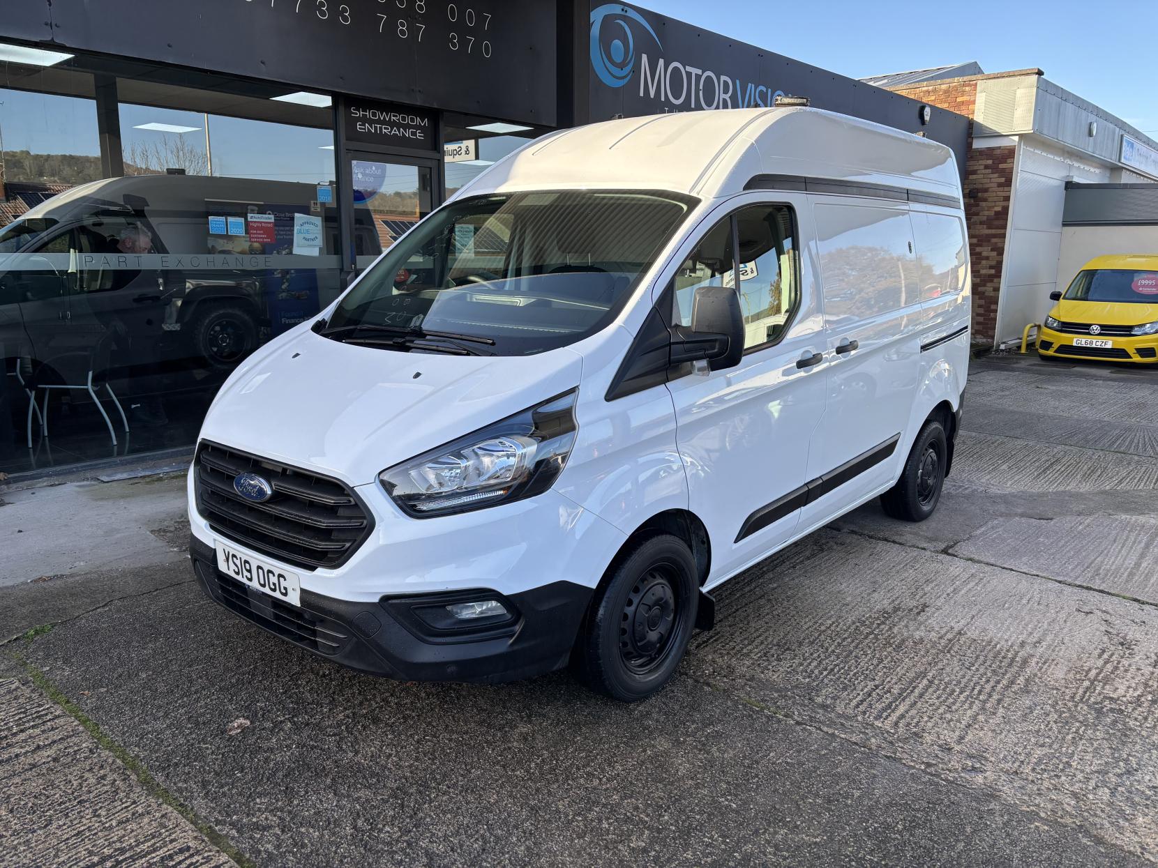 Ford Transit Custom 2.0 300 EcoBlue Panel Van 5dr Diesel Manual L1 H2 Euro 6 (105 ps)