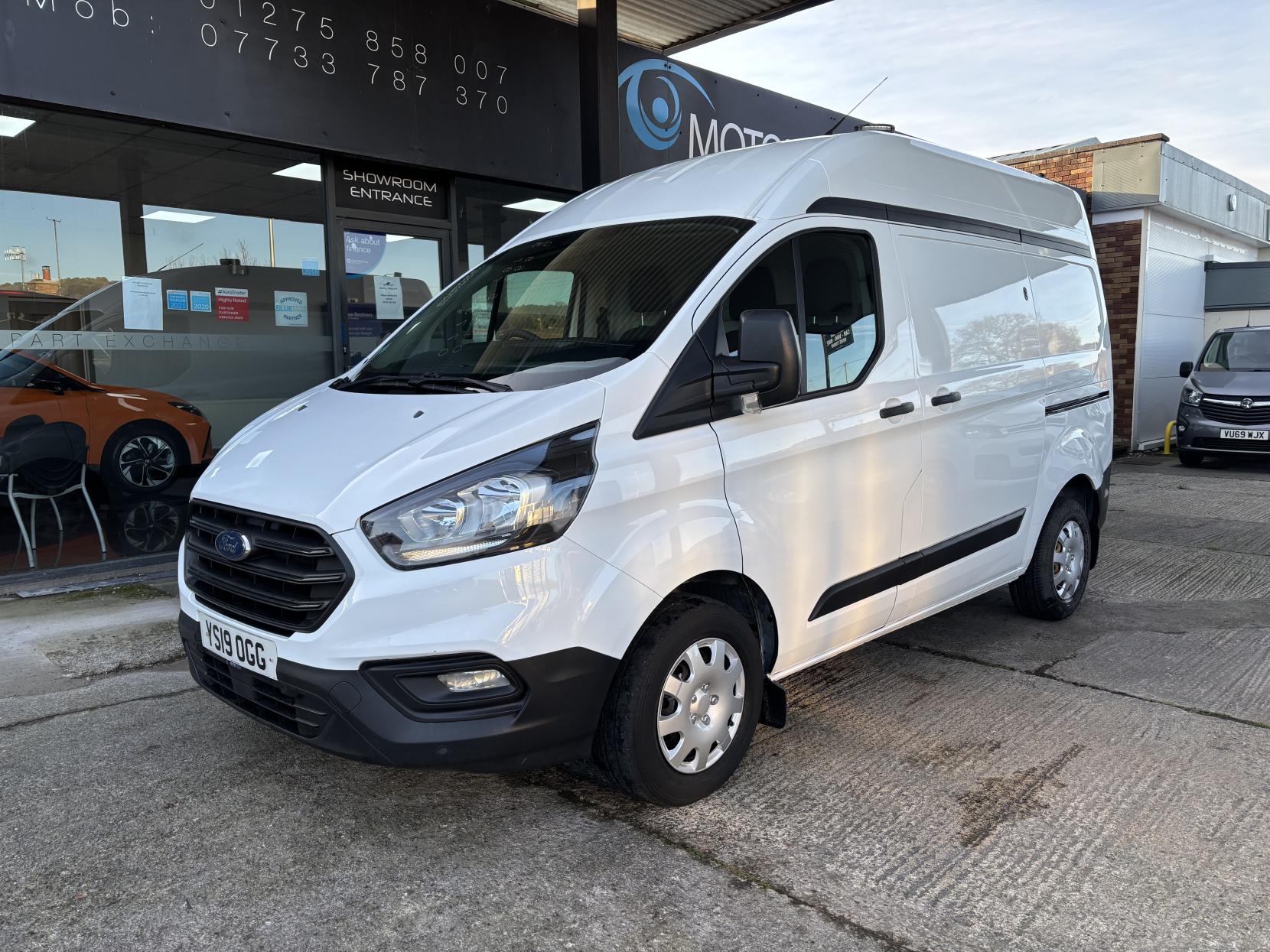 Ford Transit Custom 2.0 300 EcoBlue Panel Van 5dr Diesel Manual L1 H2 Euro 6 (105 ps)