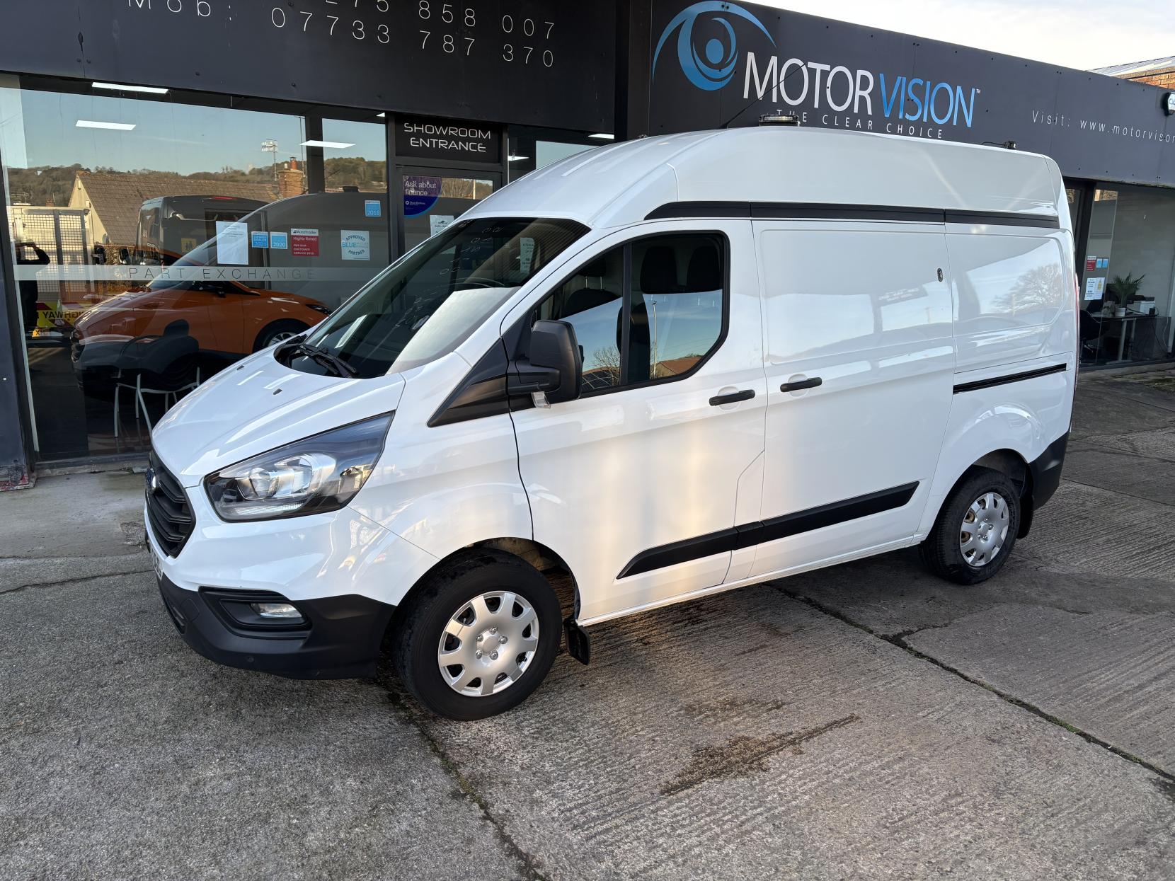 Ford Transit Custom 2.0 300 EcoBlue Panel Van 5dr Diesel Manual L1 H2 Euro 6 (105 ps)