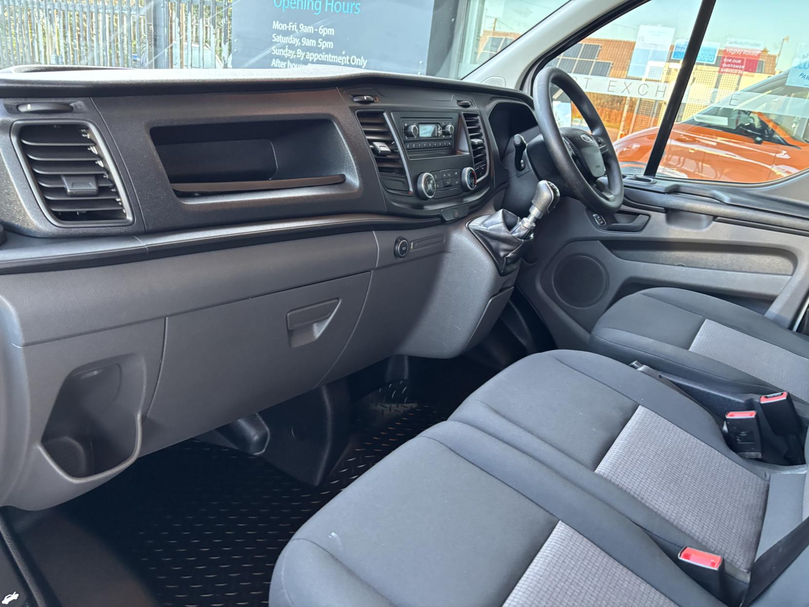 Ford Transit Custom 2.0 300 EcoBlue Panel Van 5dr Diesel Manual L1 H2 Euro 6 (105 ps)