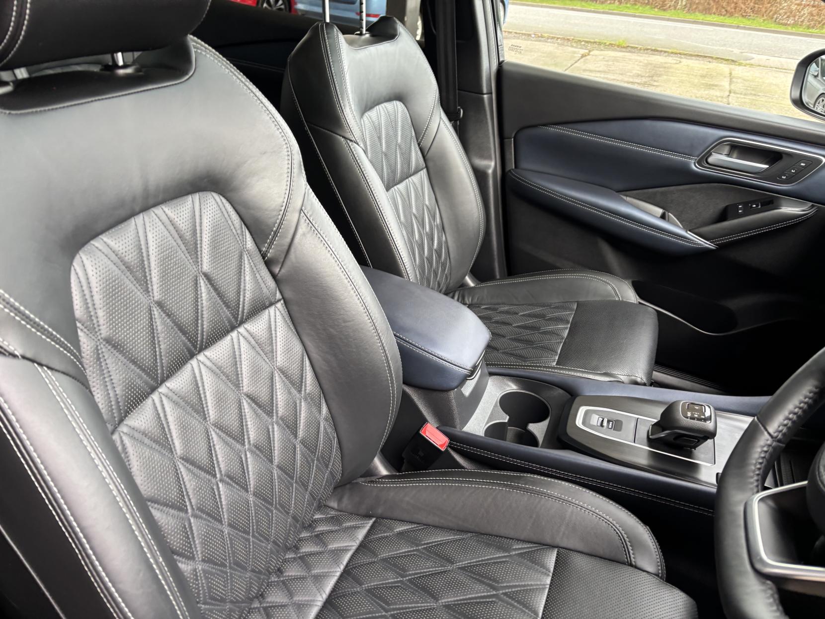 Nissan Qashqai 1.3 DIG-T MHEV Tekna+ SUV 5dr Petrol Hybrid XTRON Euro 6 (s/s) (158 ps)