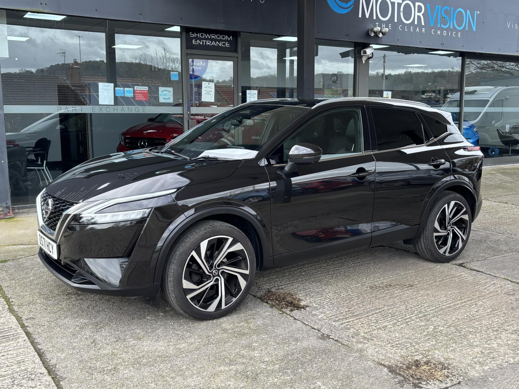 Nissan Qashqai 1.3 DIG-T MHEV Tekna+ SUV 5dr Petrol Hybrid XTRON Euro 6 (s/s) (158 ps)