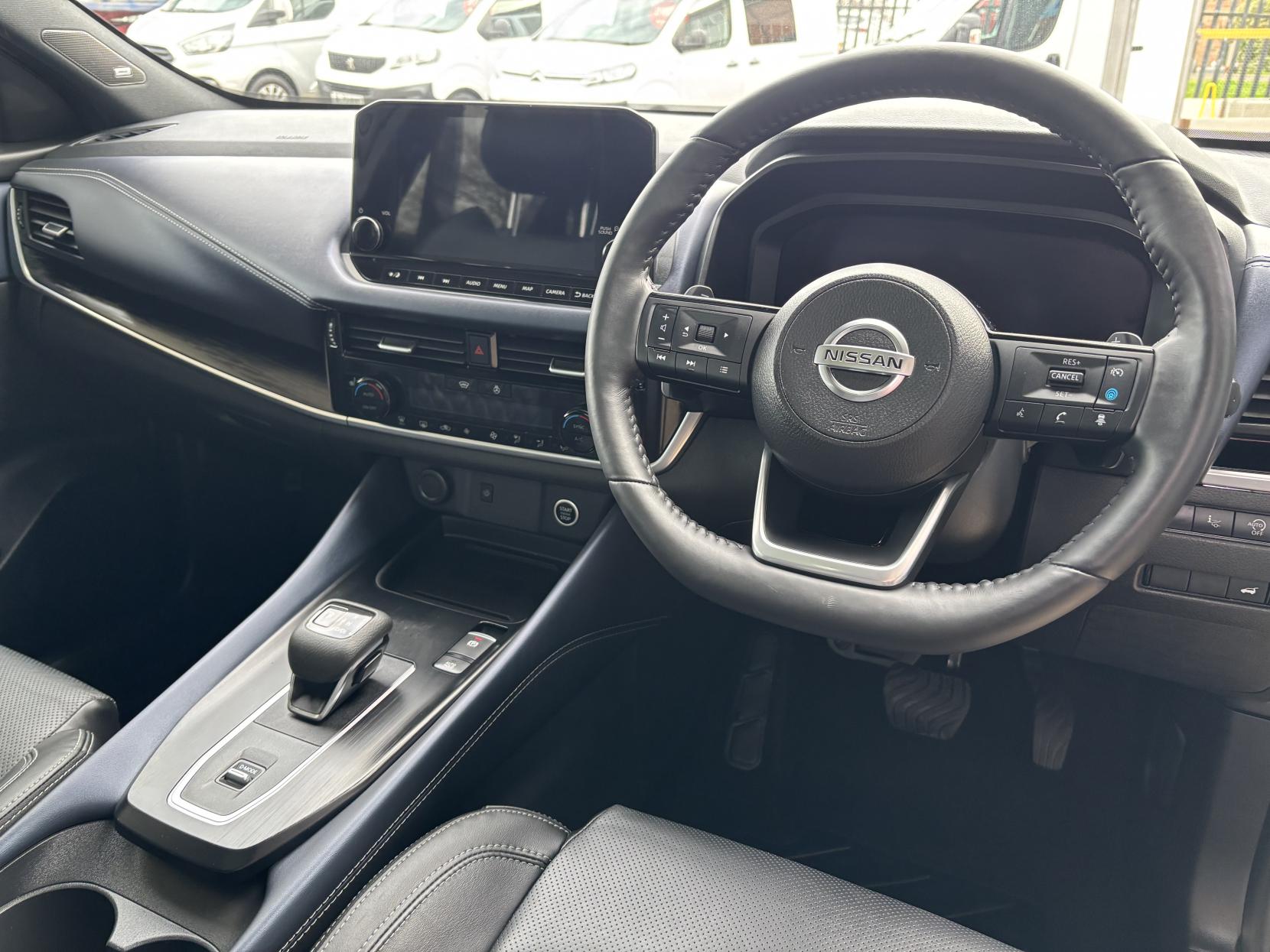 Nissan Qashqai 1.3 DIG-T MHEV Tekna+ SUV 5dr Petrol Hybrid XTRON Euro 6 (s/s) (158 ps)