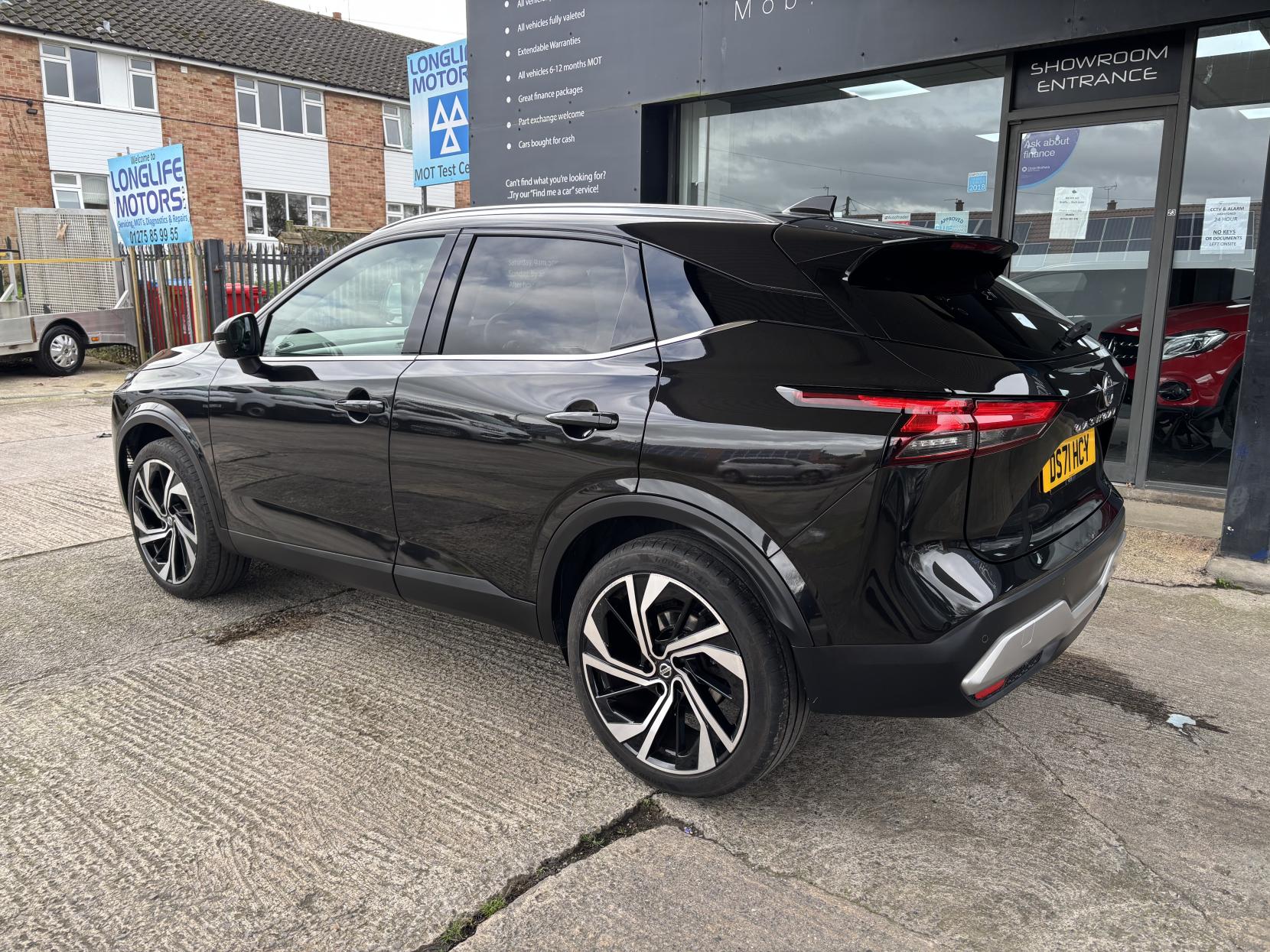 Nissan Qashqai 1.3 DIG-T MHEV Tekna+ SUV 5dr Petrol Hybrid XTRON Euro 6 (s/s) (158 ps)