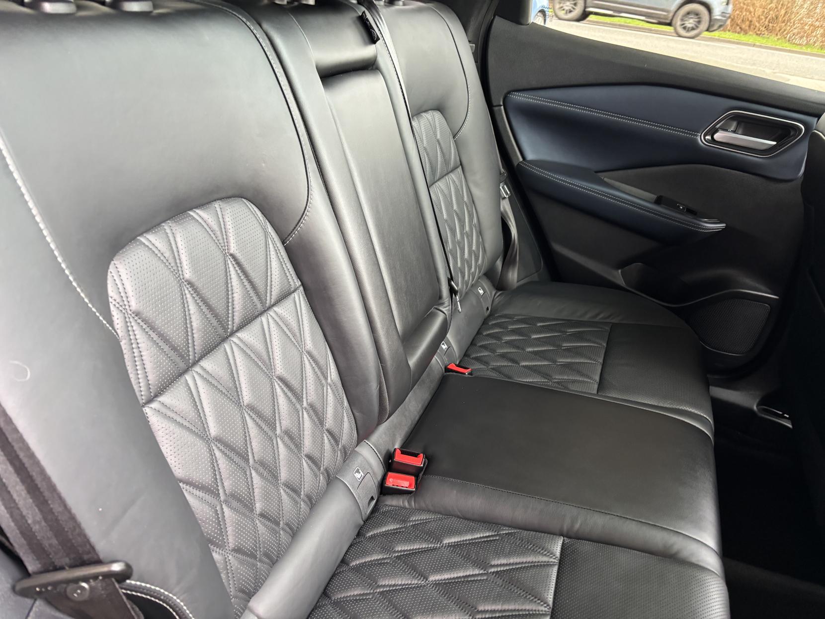 Nissan Qashqai 1.3 DIG-T MHEV Tekna+ SUV 5dr Petrol Hybrid XTRON Euro 6 (s/s) (158 ps)