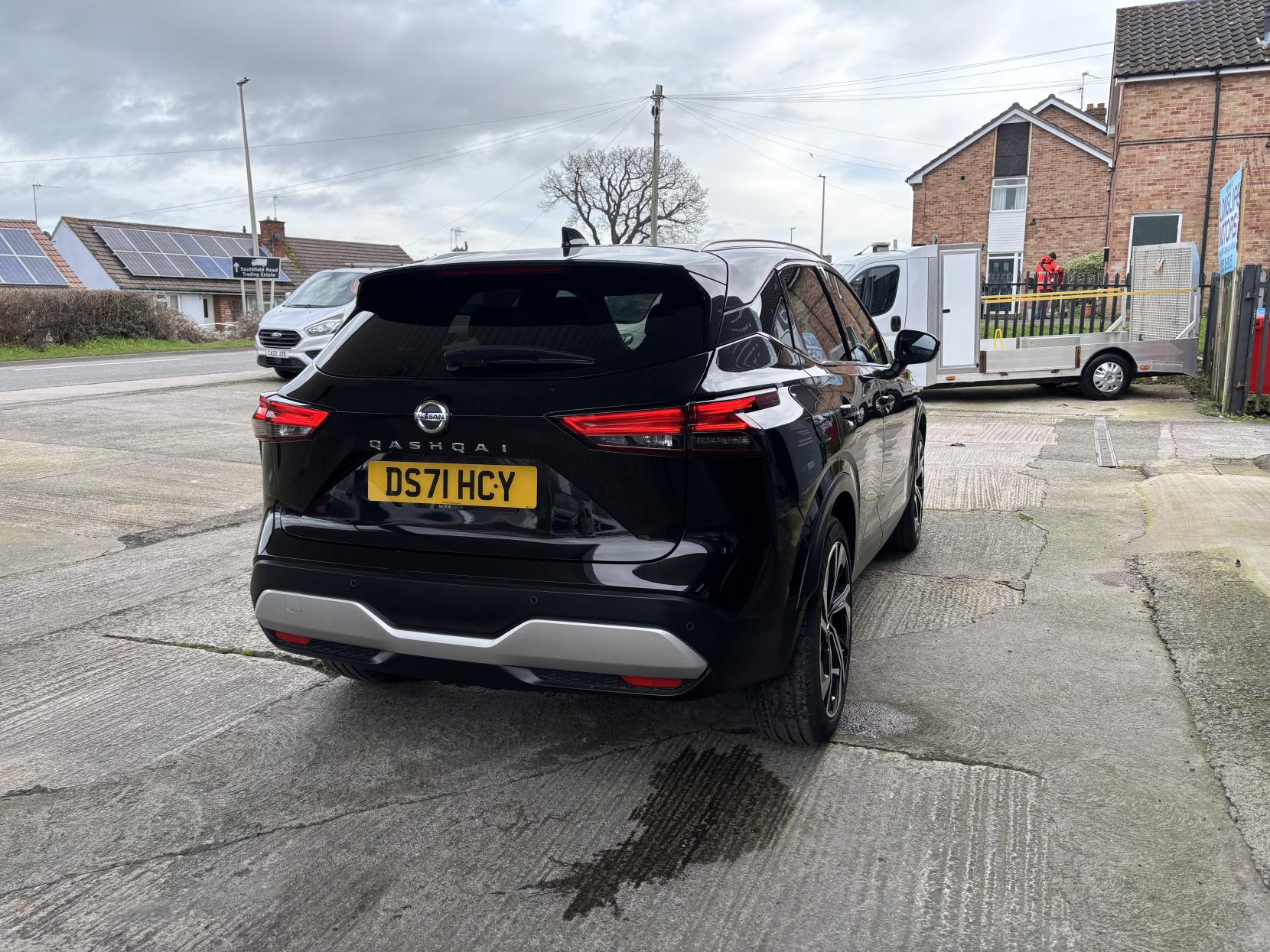 Nissan Qashqai 1.3 DIG-T MHEV Tekna+ SUV 5dr Petrol Hybrid XTRON Euro 6 (s/s) (158 ps)