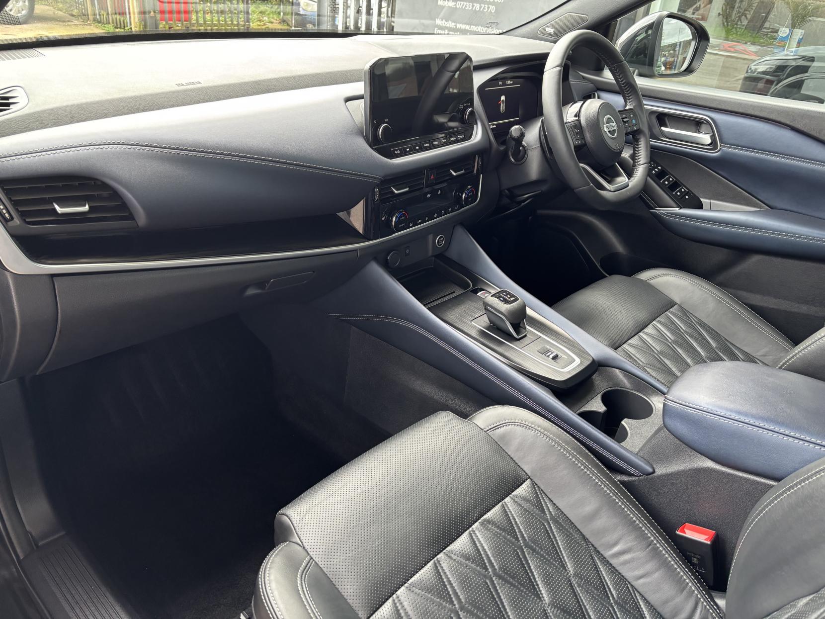 Nissan Qashqai 1.3 DIG-T MHEV Tekna+ SUV 5dr Petrol Hybrid XTRON Euro 6 (s/s) (158 ps)