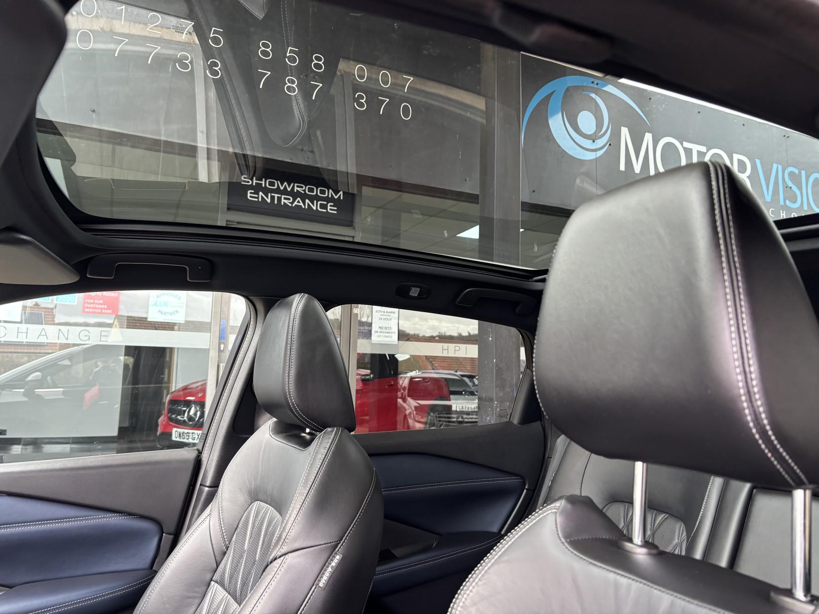 Nissan Qashqai 1.3 DIG-T MHEV Tekna+ SUV 5dr Petrol Hybrid XTRON Euro 6 (s/s) (158 ps)