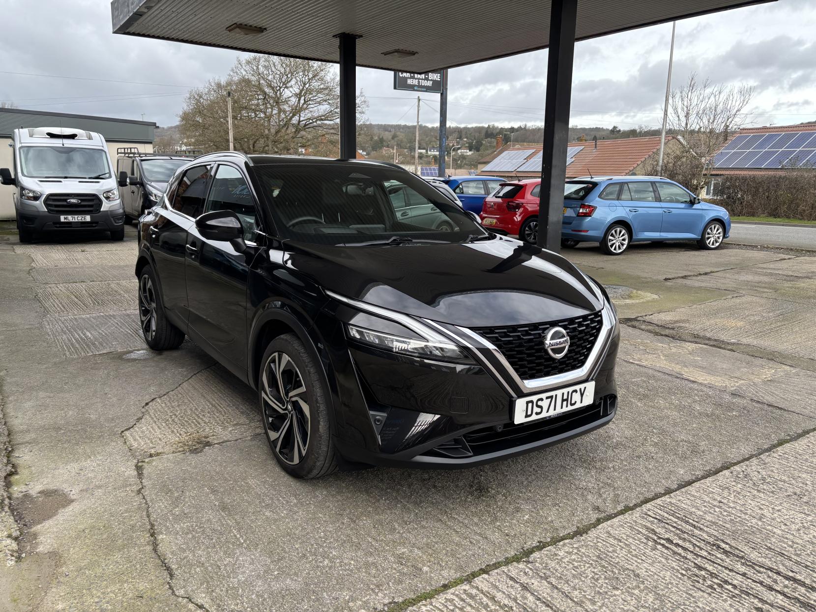 Nissan Qashqai 1.3 DIG-T MHEV Tekna+ SUV 5dr Petrol Hybrid XTRON Euro 6 (s/s) (158 ps)