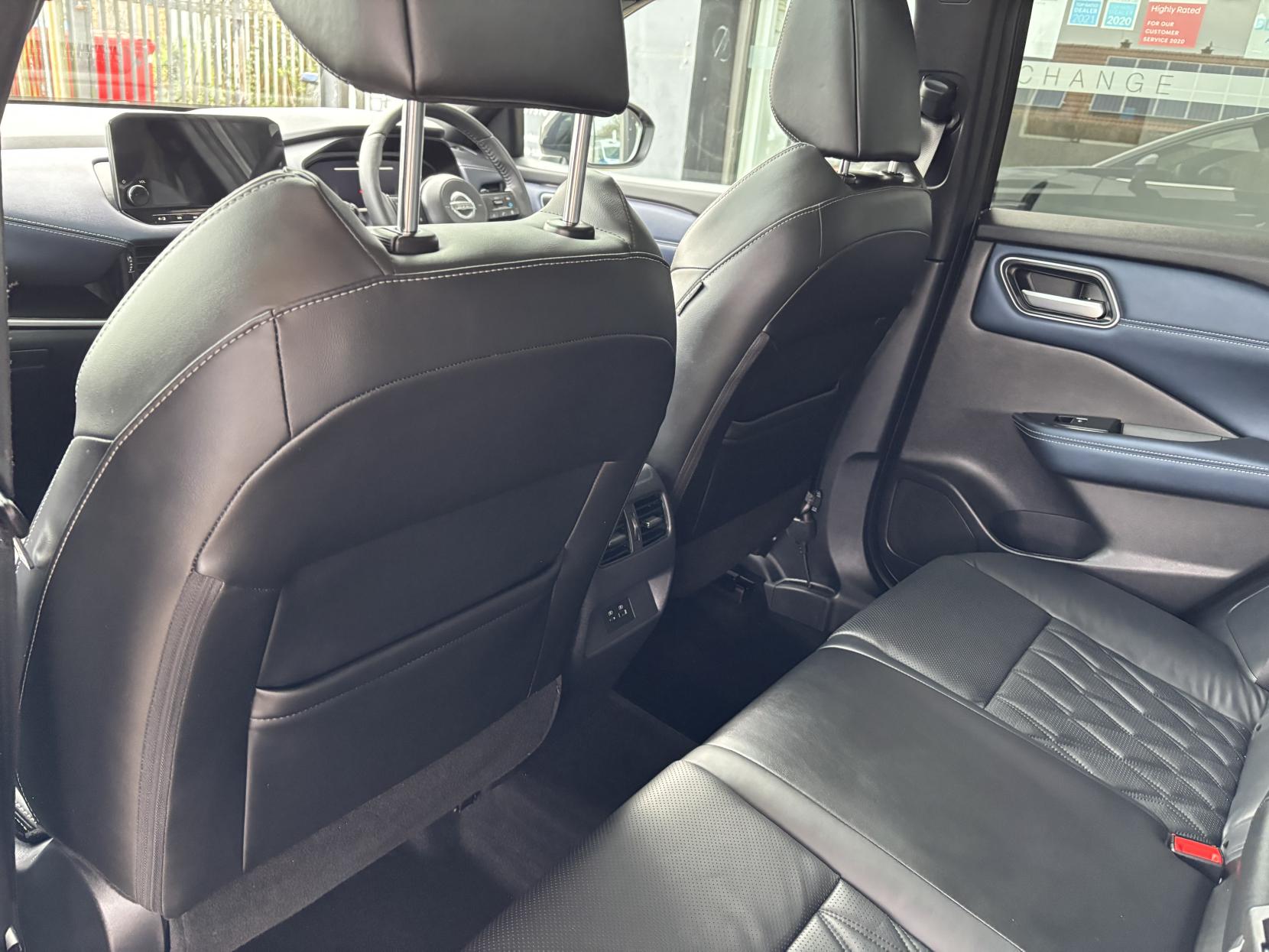 Nissan Qashqai 1.3 DIG-T MHEV Tekna+ SUV 5dr Petrol Hybrid XTRON Euro 6 (s/s) (158 ps)