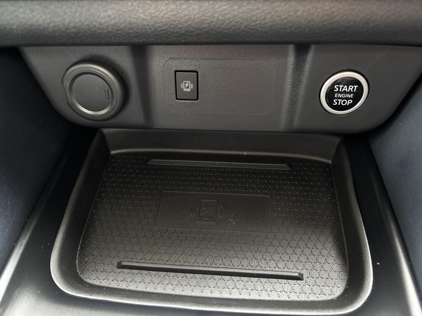 Nissan Qashqai 1.3 DIG-T MHEV Tekna+ SUV 5dr Petrol Hybrid XTRON Euro 6 (s/s) (158 ps)