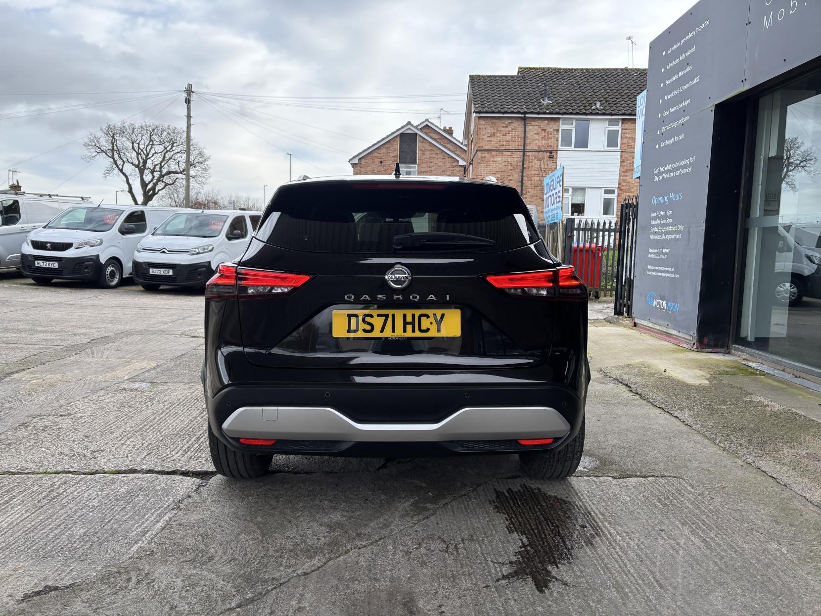 Nissan Qashqai 1.3 DIG-T MHEV Tekna+ SUV 5dr Petrol Hybrid XTRON Euro 6 (s/s) (158 ps)